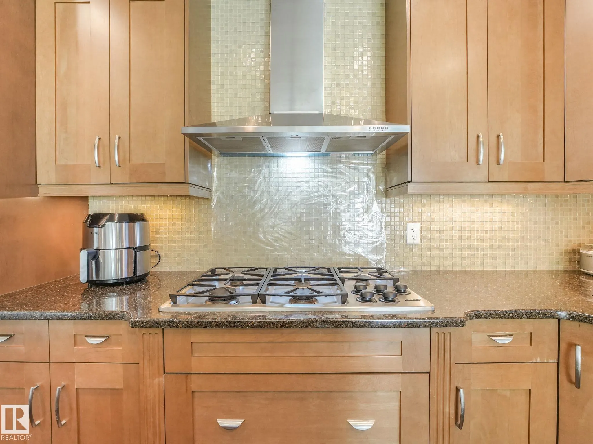 2408 MARTELL Crescent