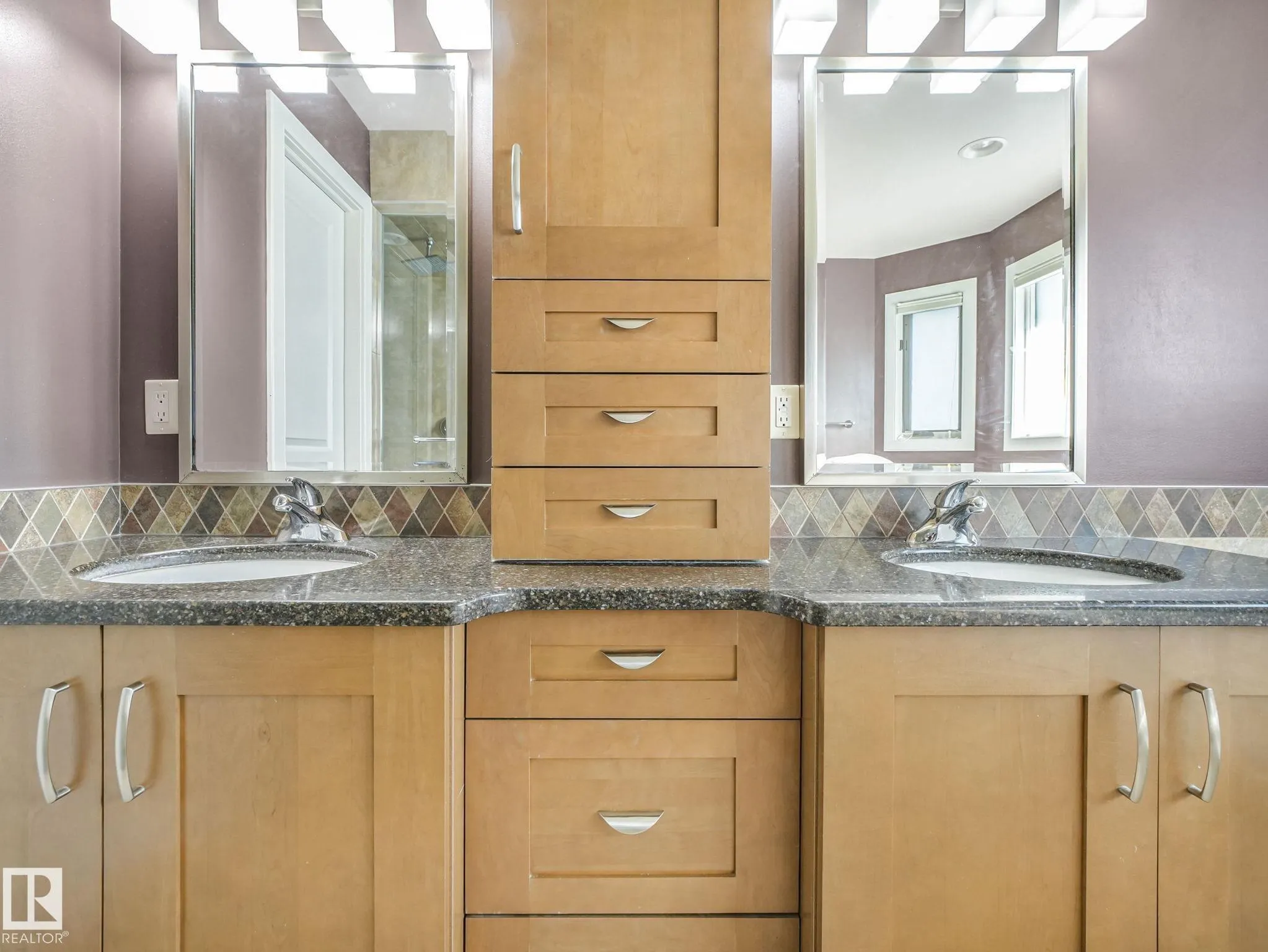 2408 MARTELL Crescent