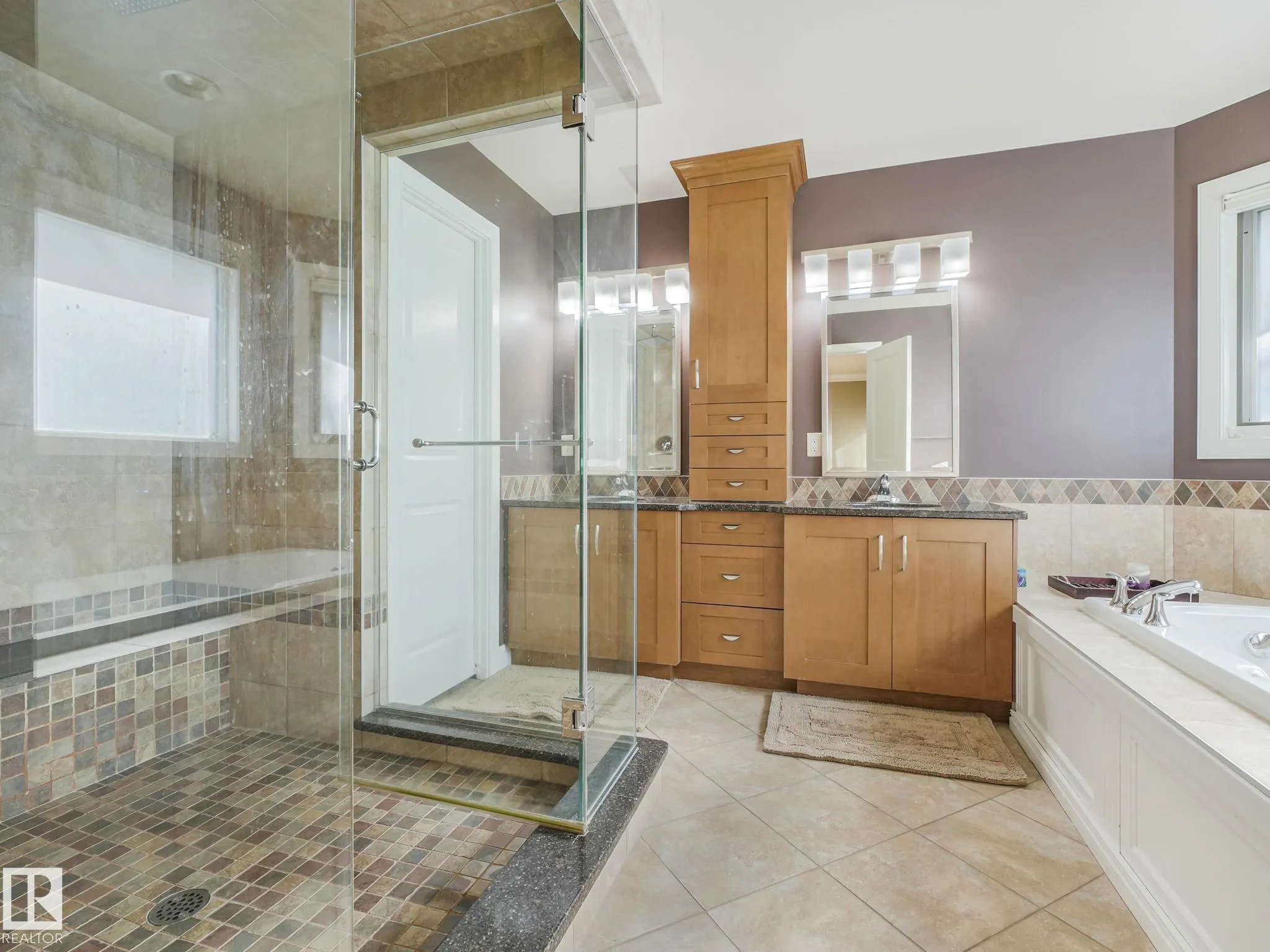 2408 MARTELL Crescent