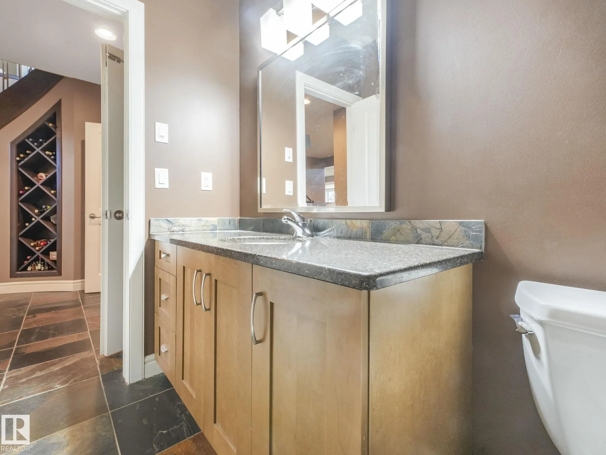 2408 MARTELL Crescent