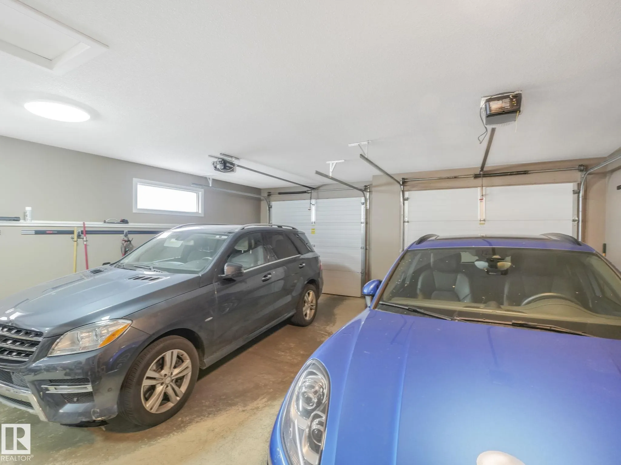2408 MARTELL Crescent