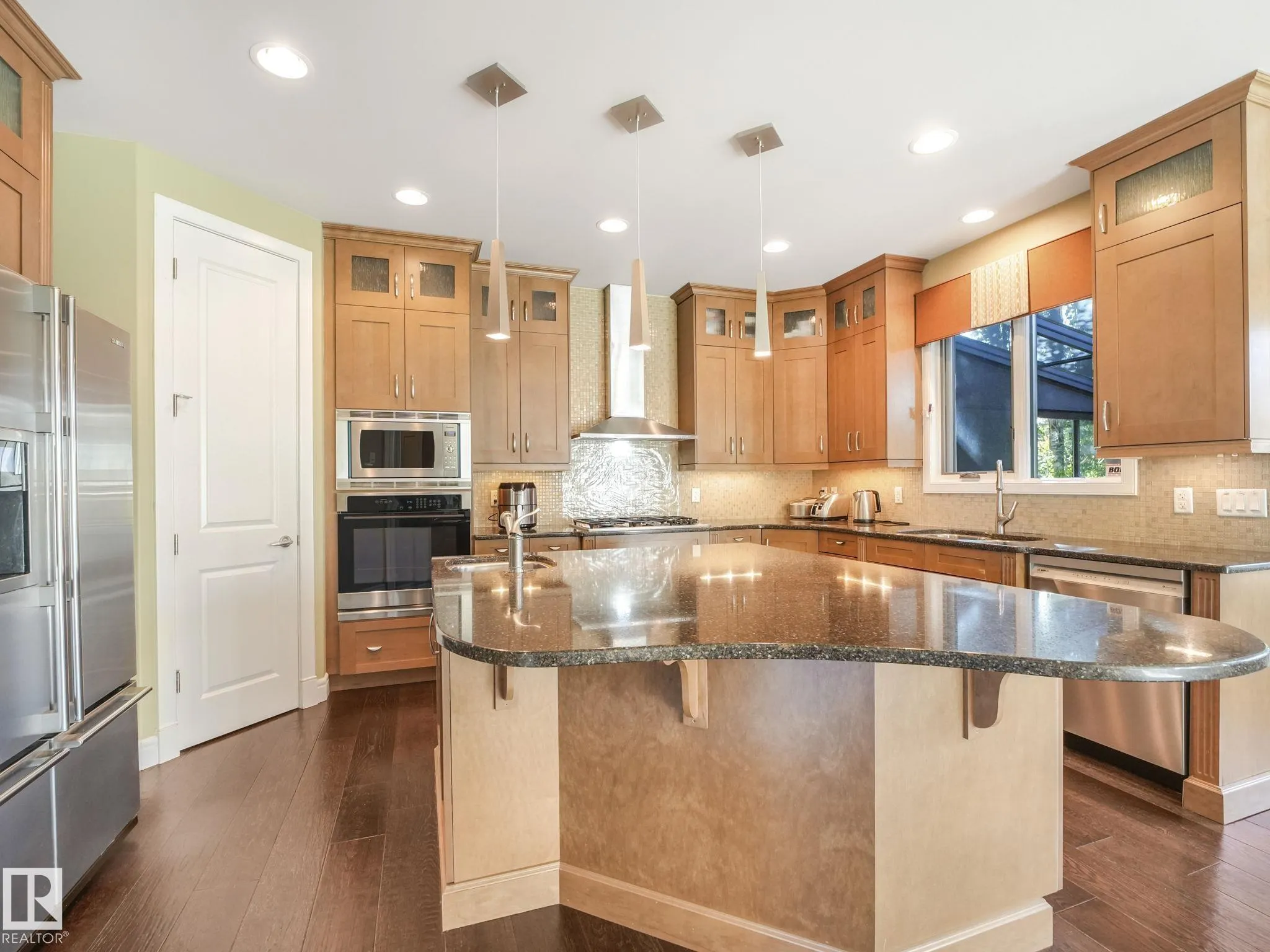 2408 MARTELL Crescent