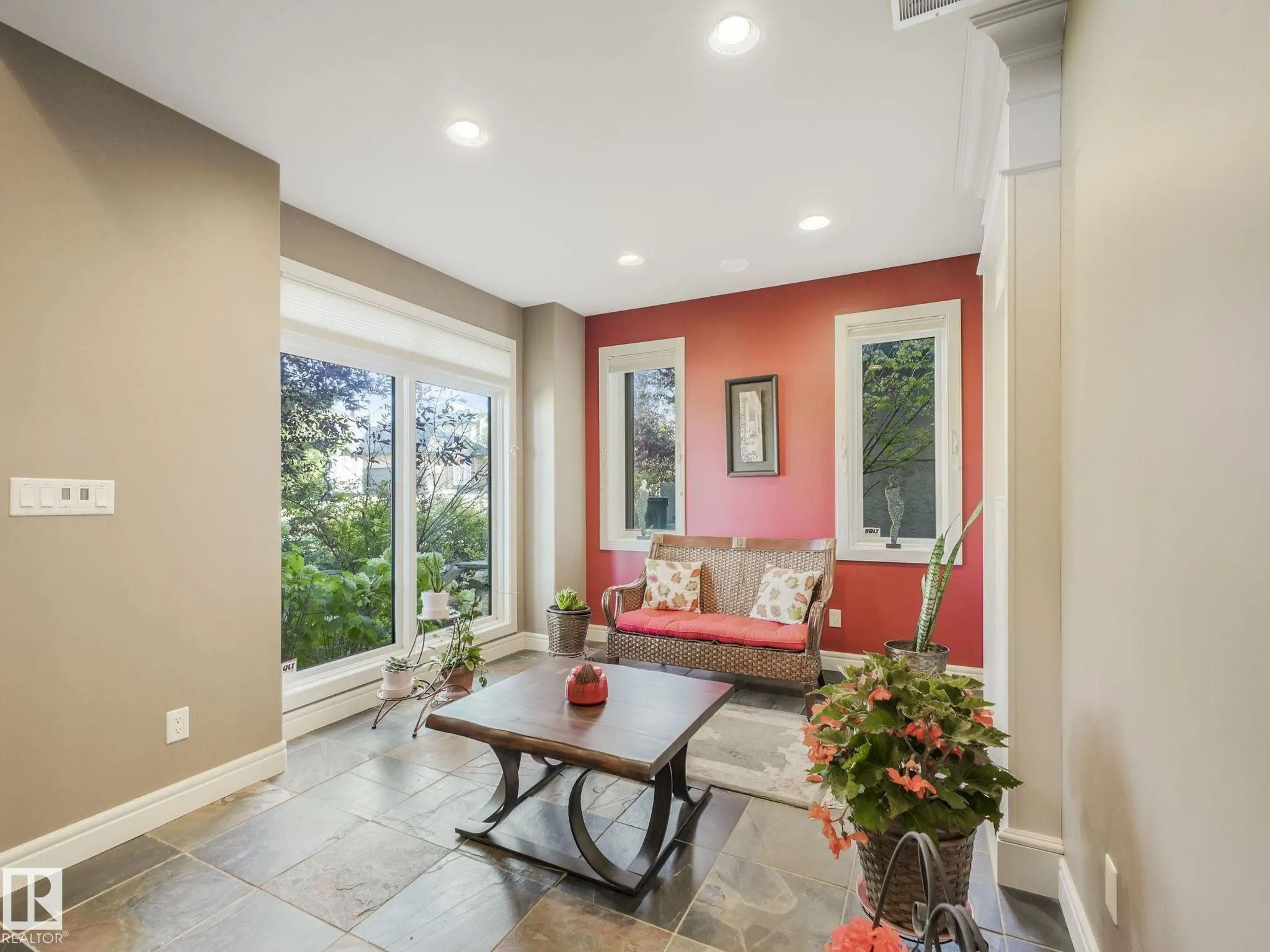2408 MARTELL Crescent