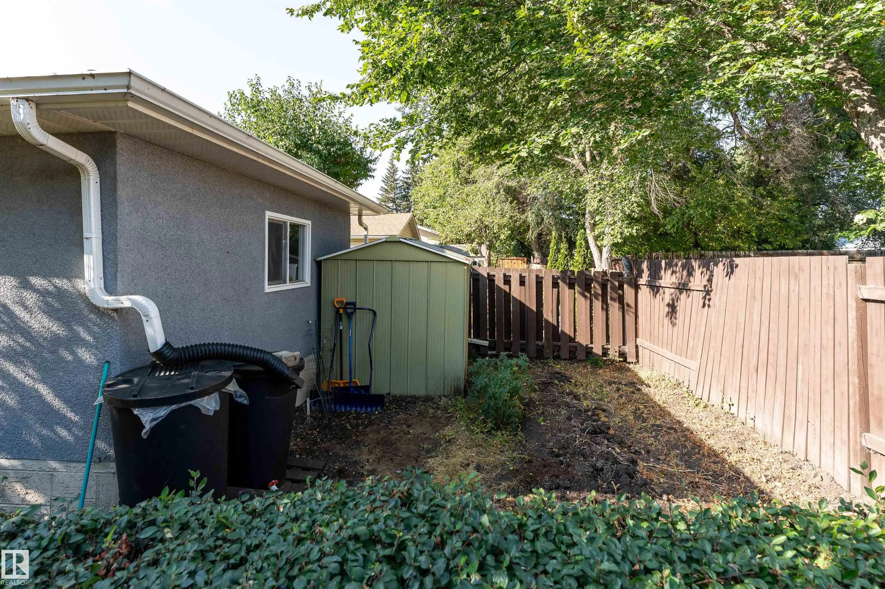 1031 LUEDERS Crescent
