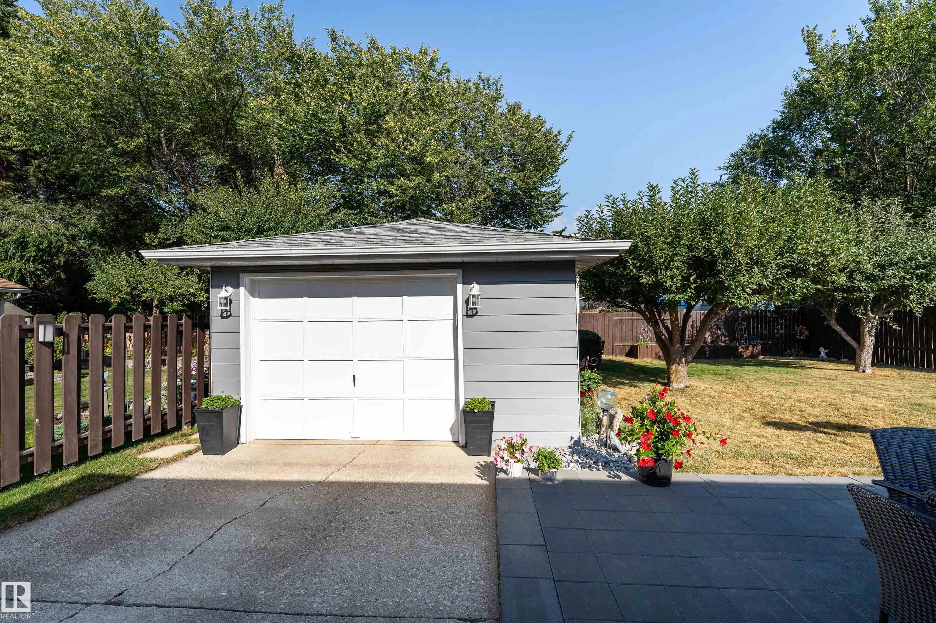 1031 LUEDERS Crescent