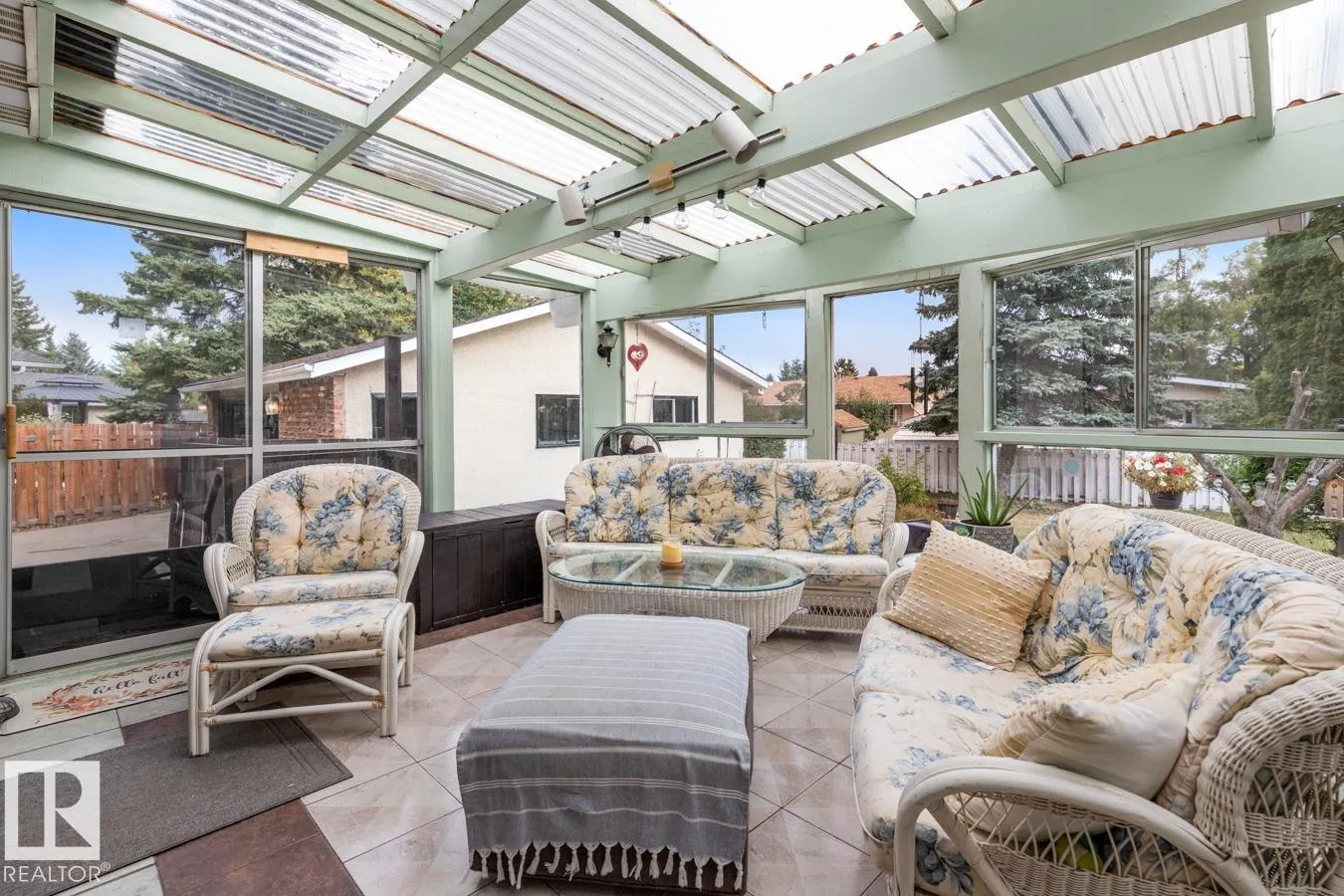 115 GLENRIDGE Place