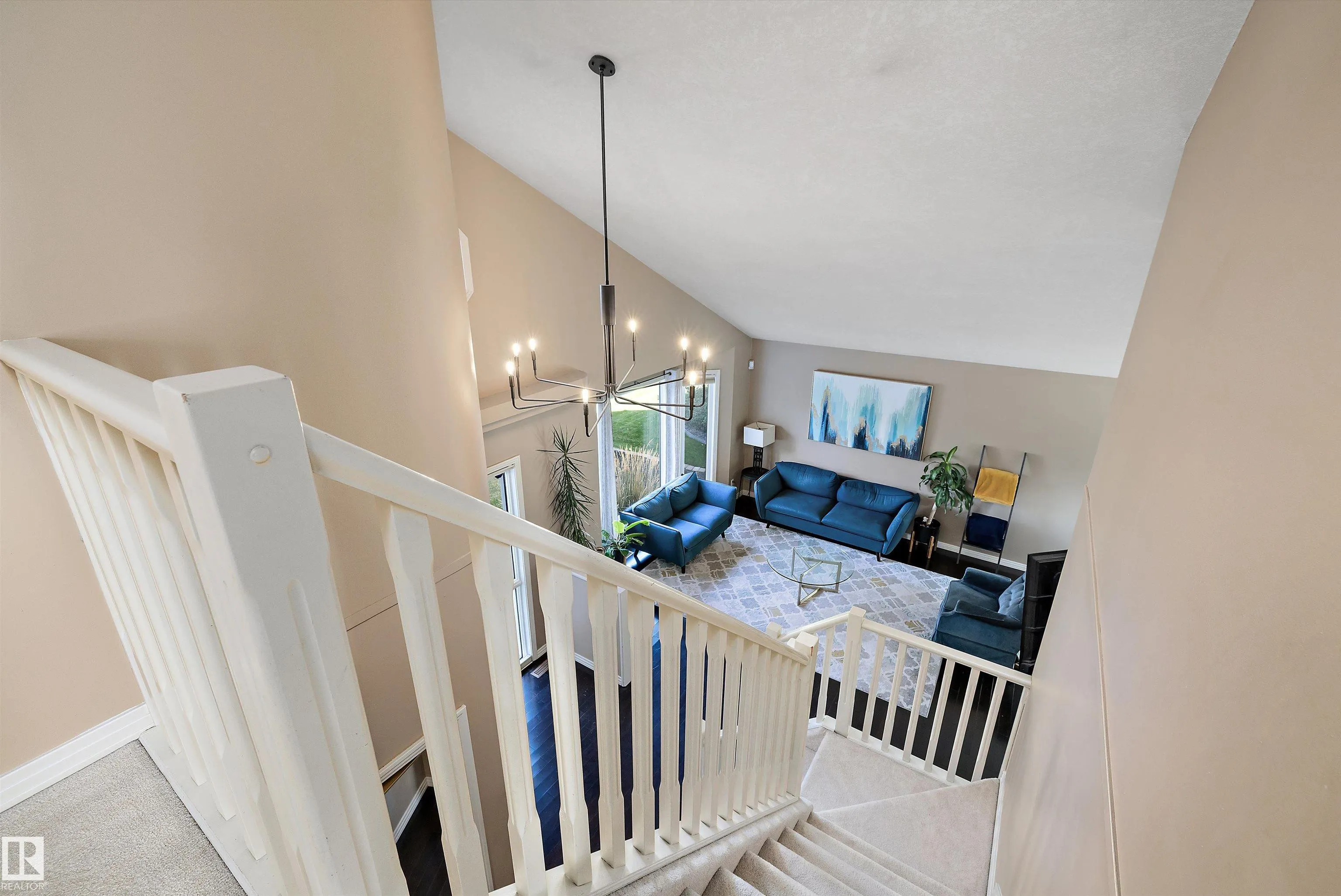 10 DELISLE Court