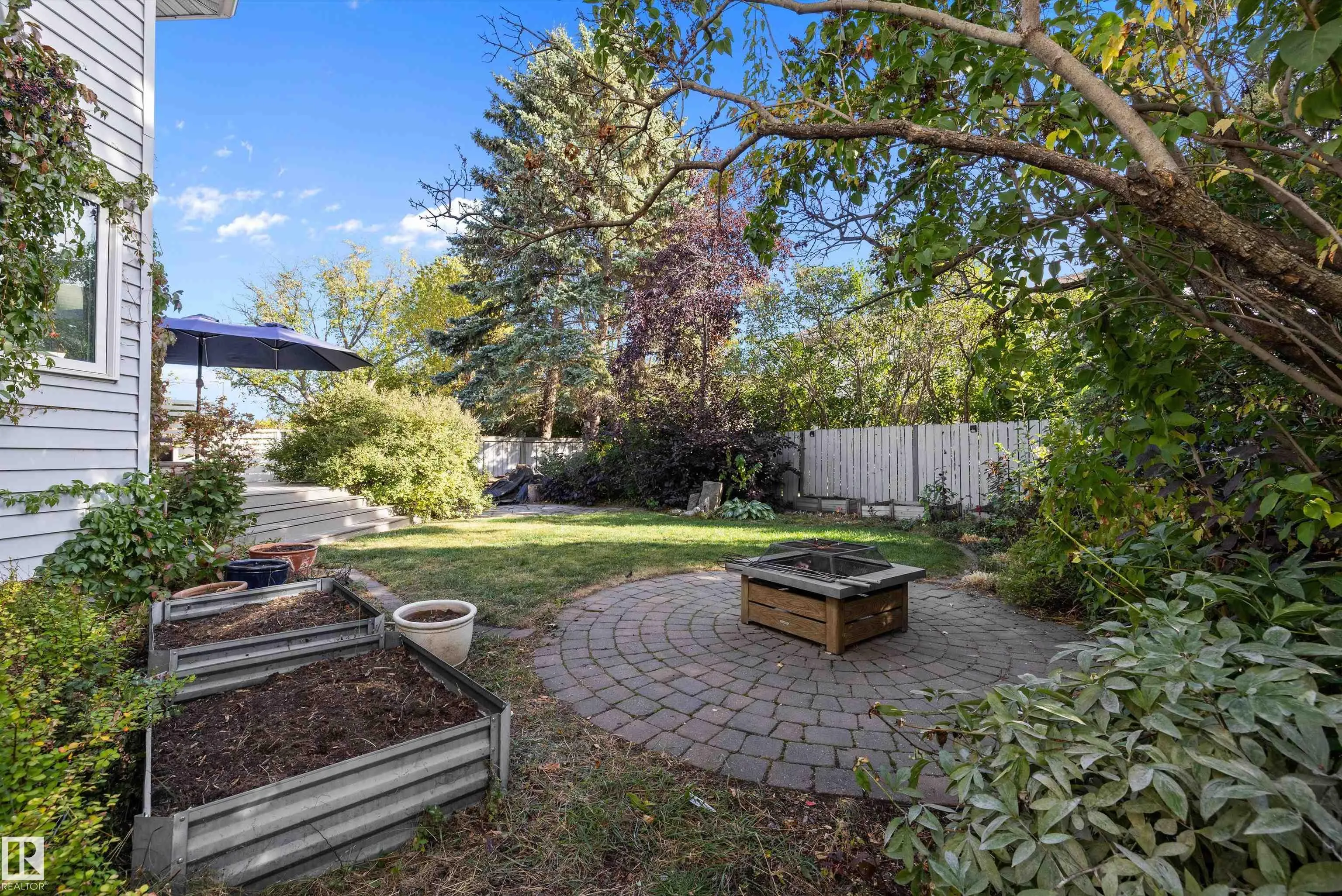 10 DELISLE Court