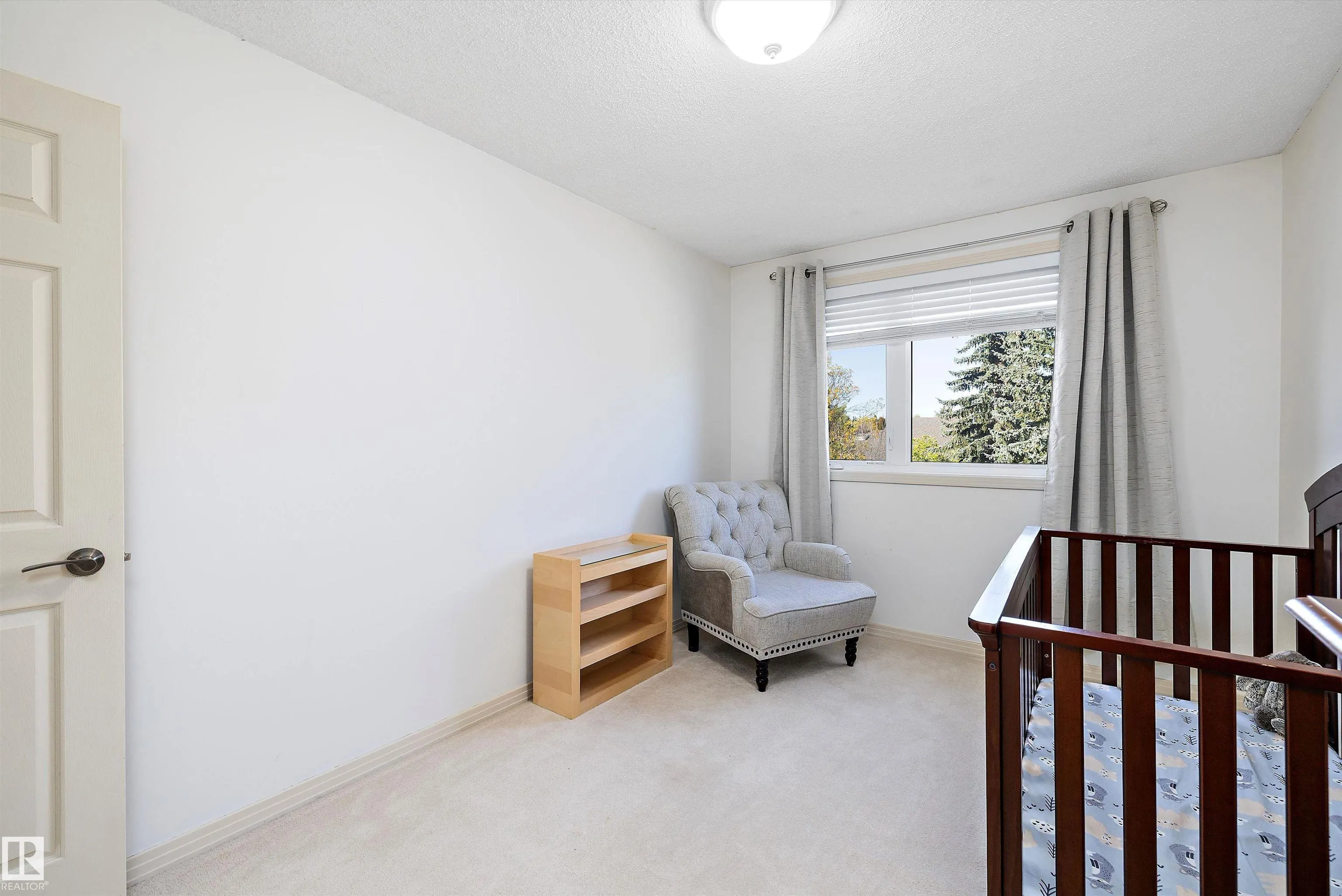 10 DELISLE Court