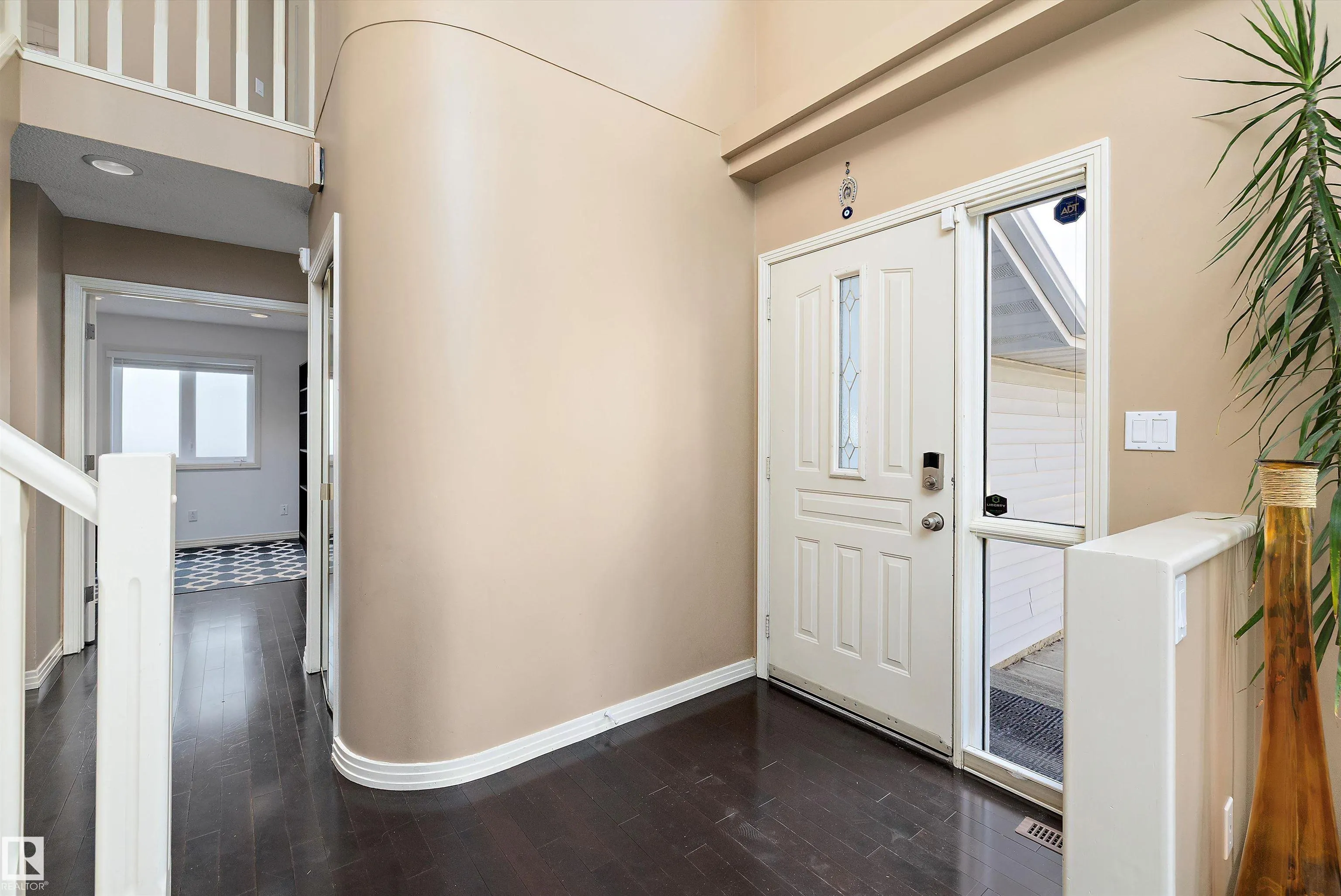 10 DELISLE Court