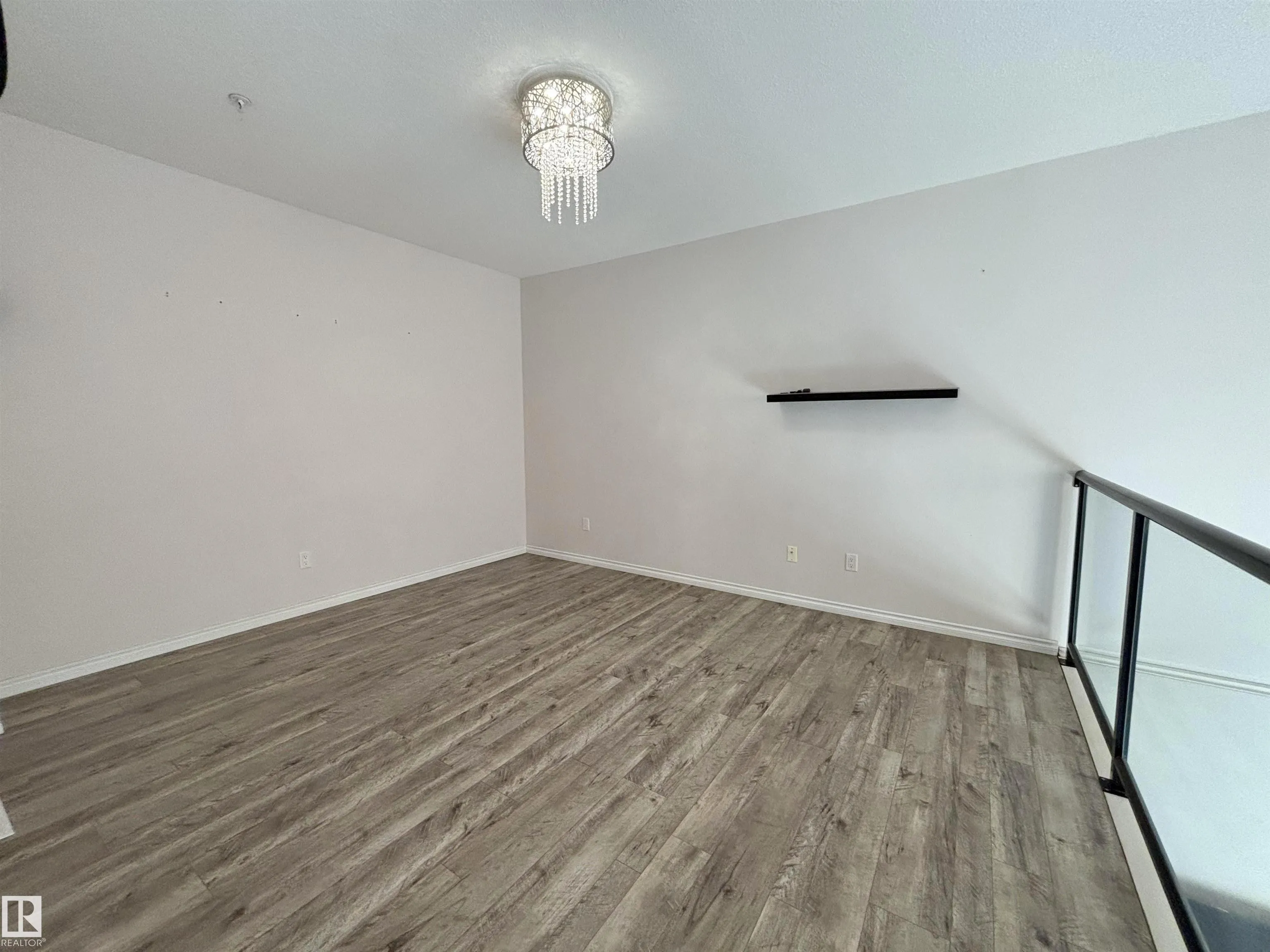 10606 102 Avenue