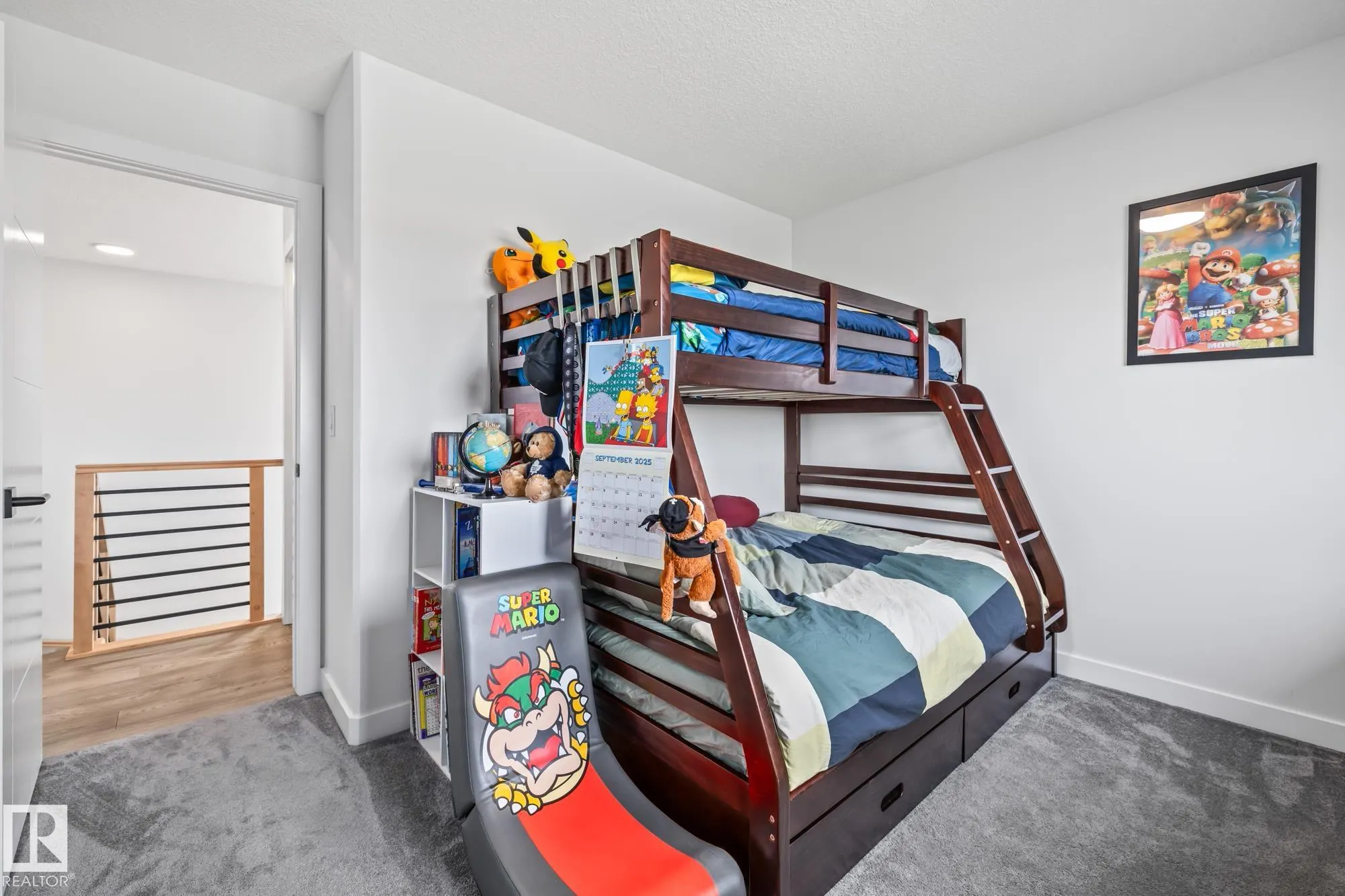 34 EDGEFIELD Way