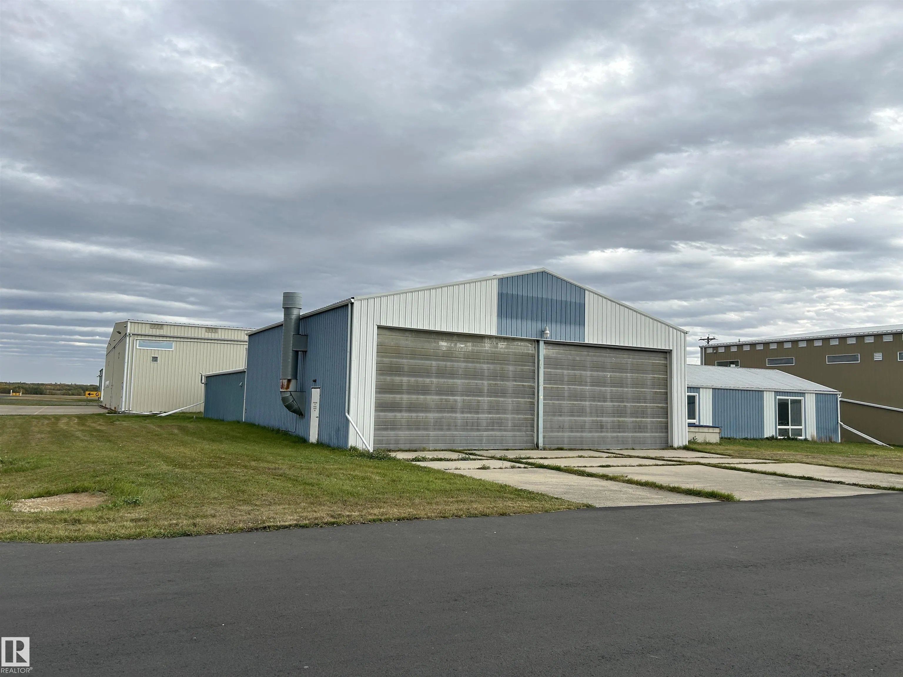 51401 RGE ROAD 221