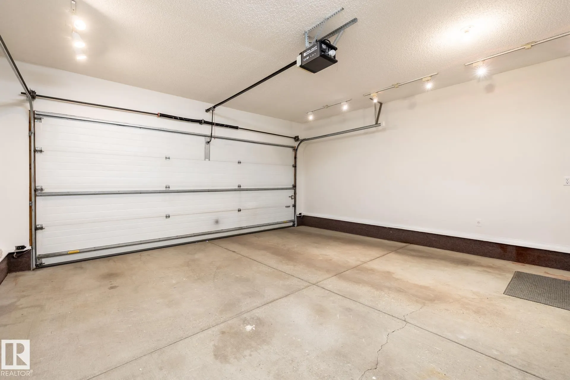 357 BLACKBURN Drive