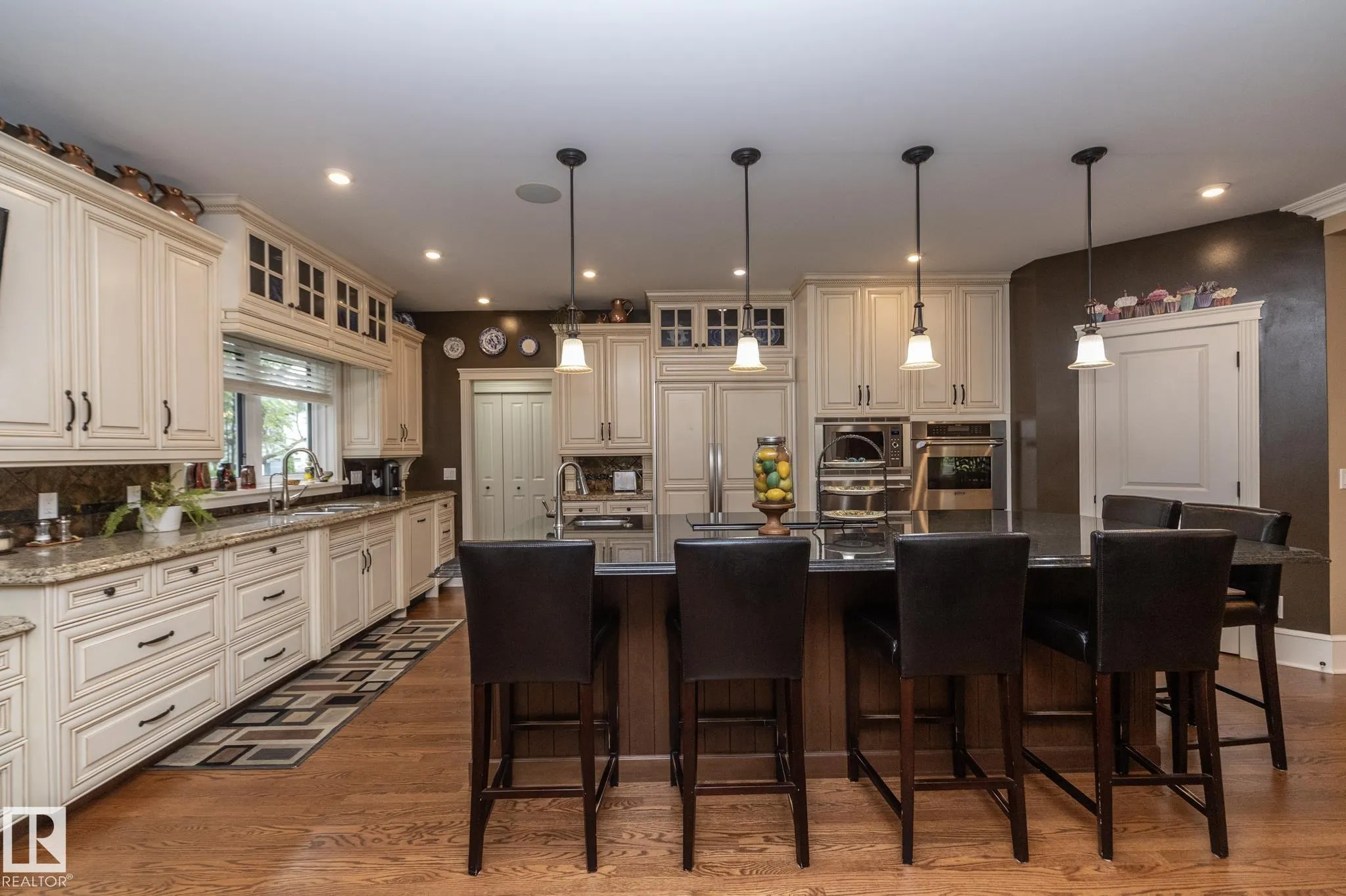 63 FAIRWAY Drive