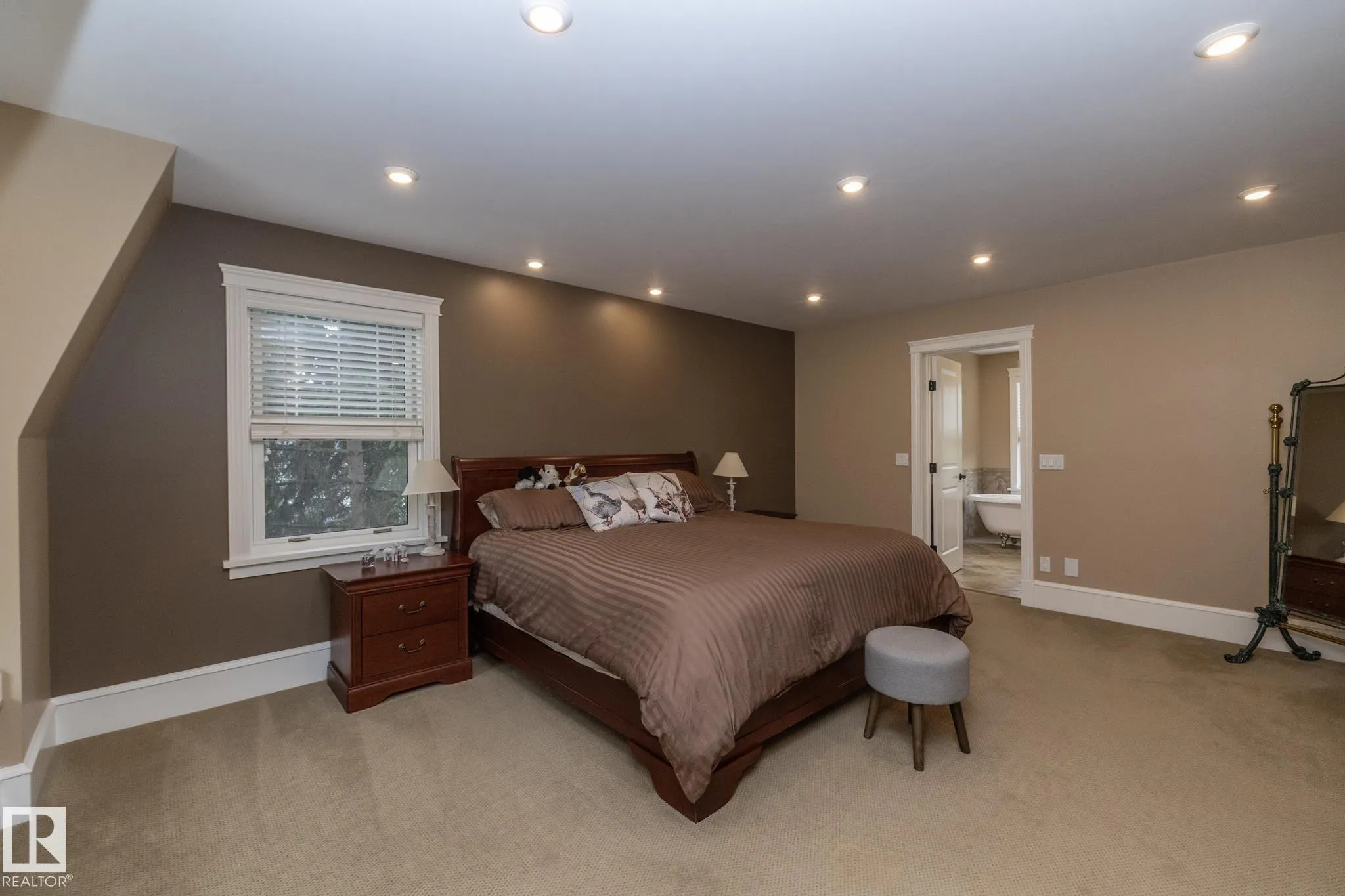 63 FAIRWAY Drive