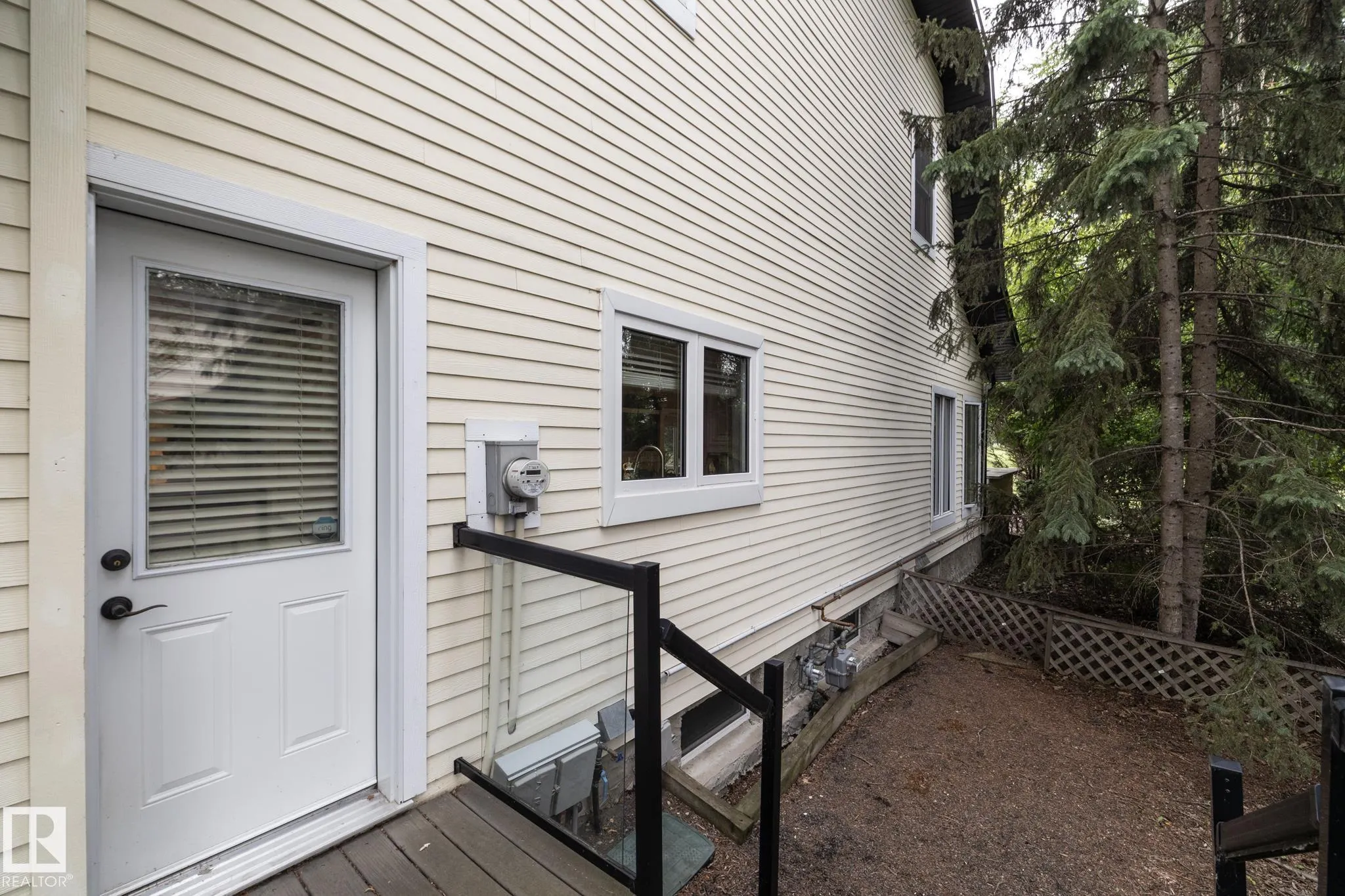 63 FAIRWAY Drive