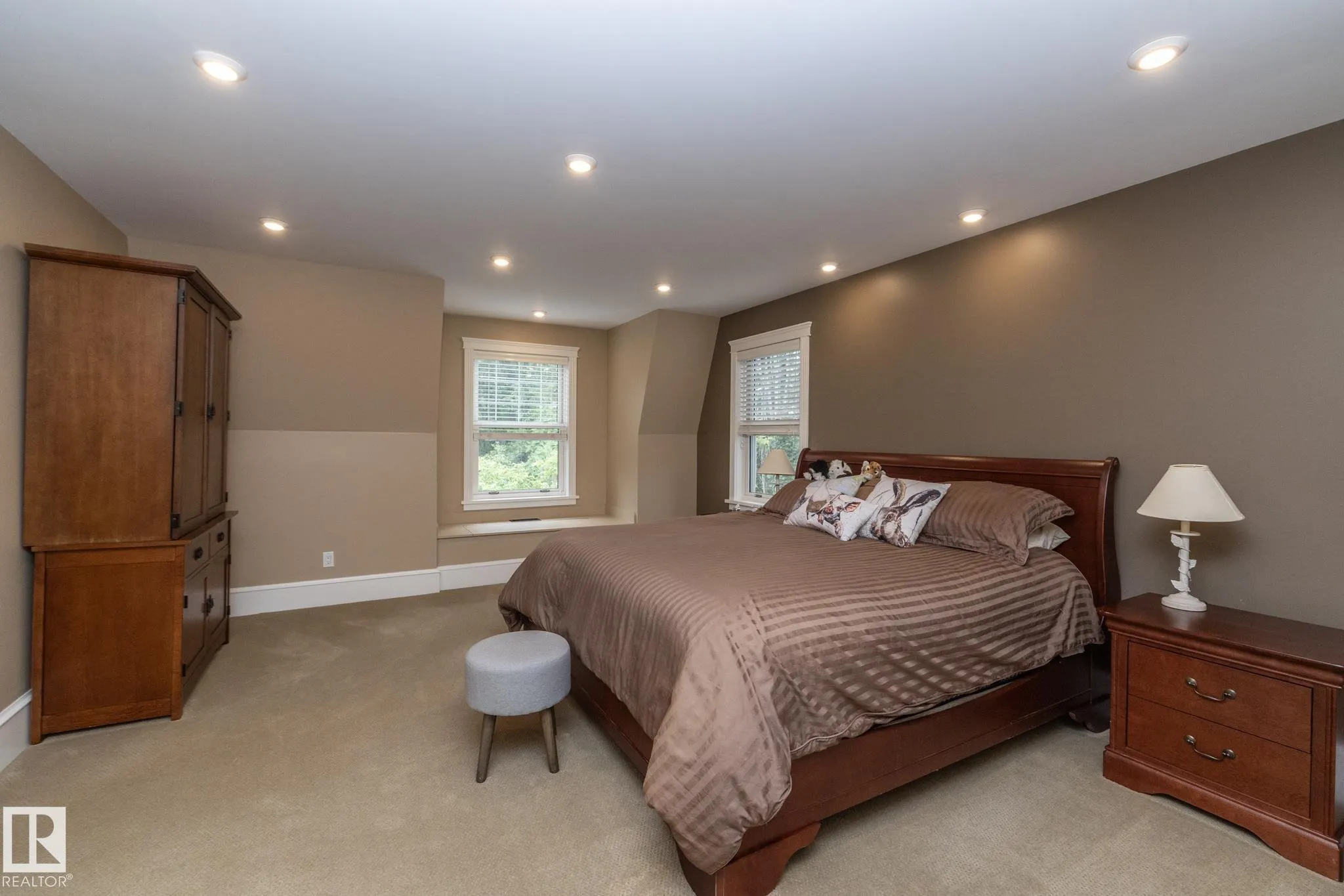 63 FAIRWAY Drive