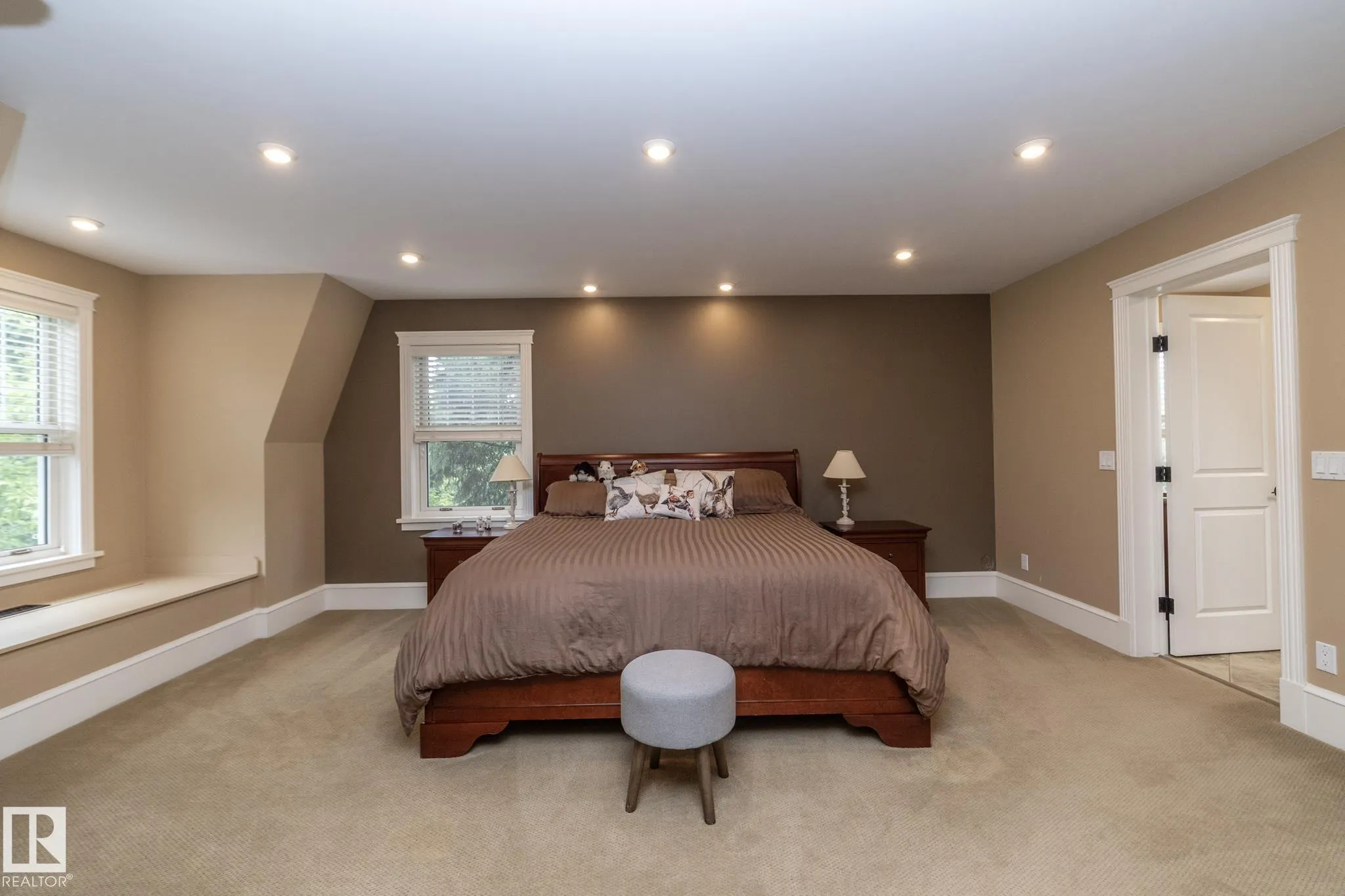63 FAIRWAY Drive