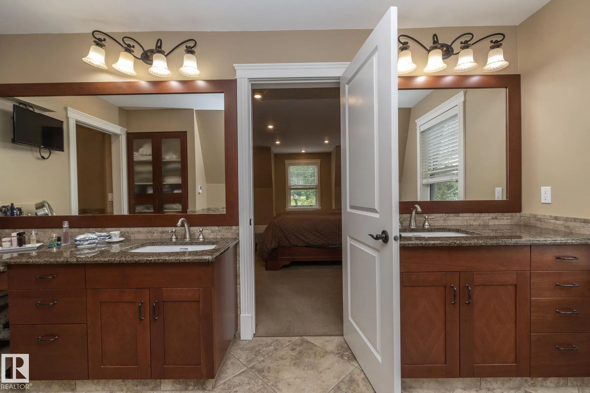 63 FAIRWAY Drive