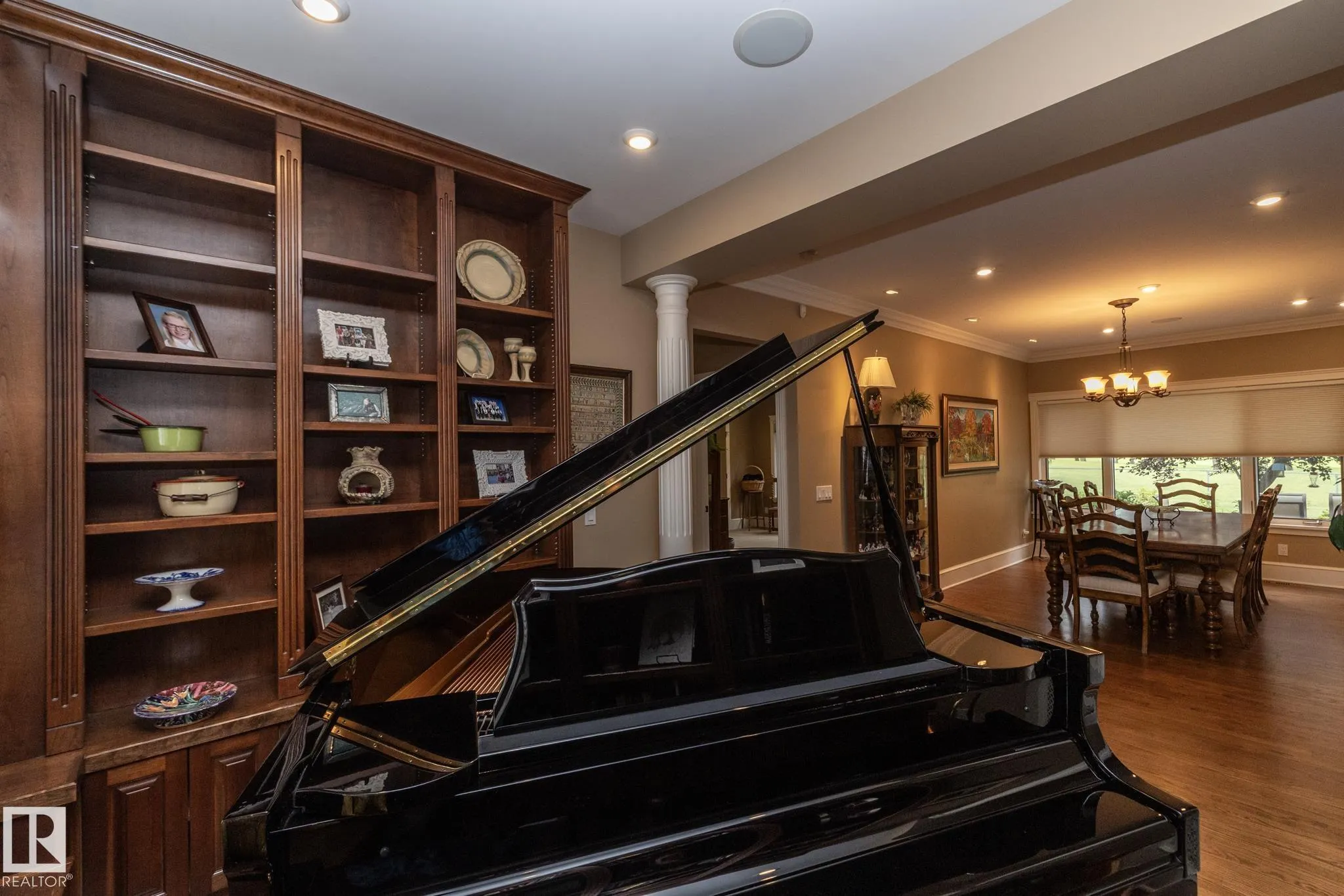 63 FAIRWAY Drive