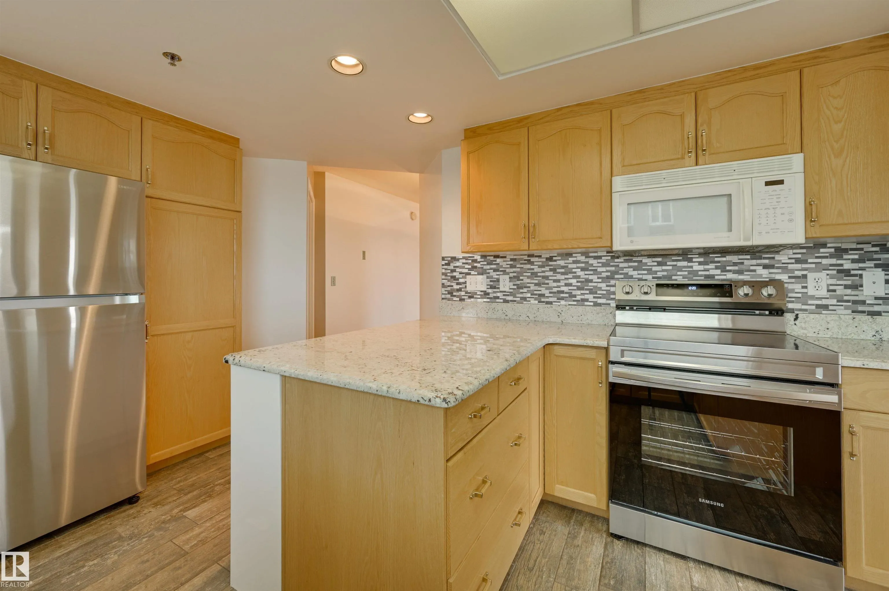 10721 SASKATCHEWAN Drive