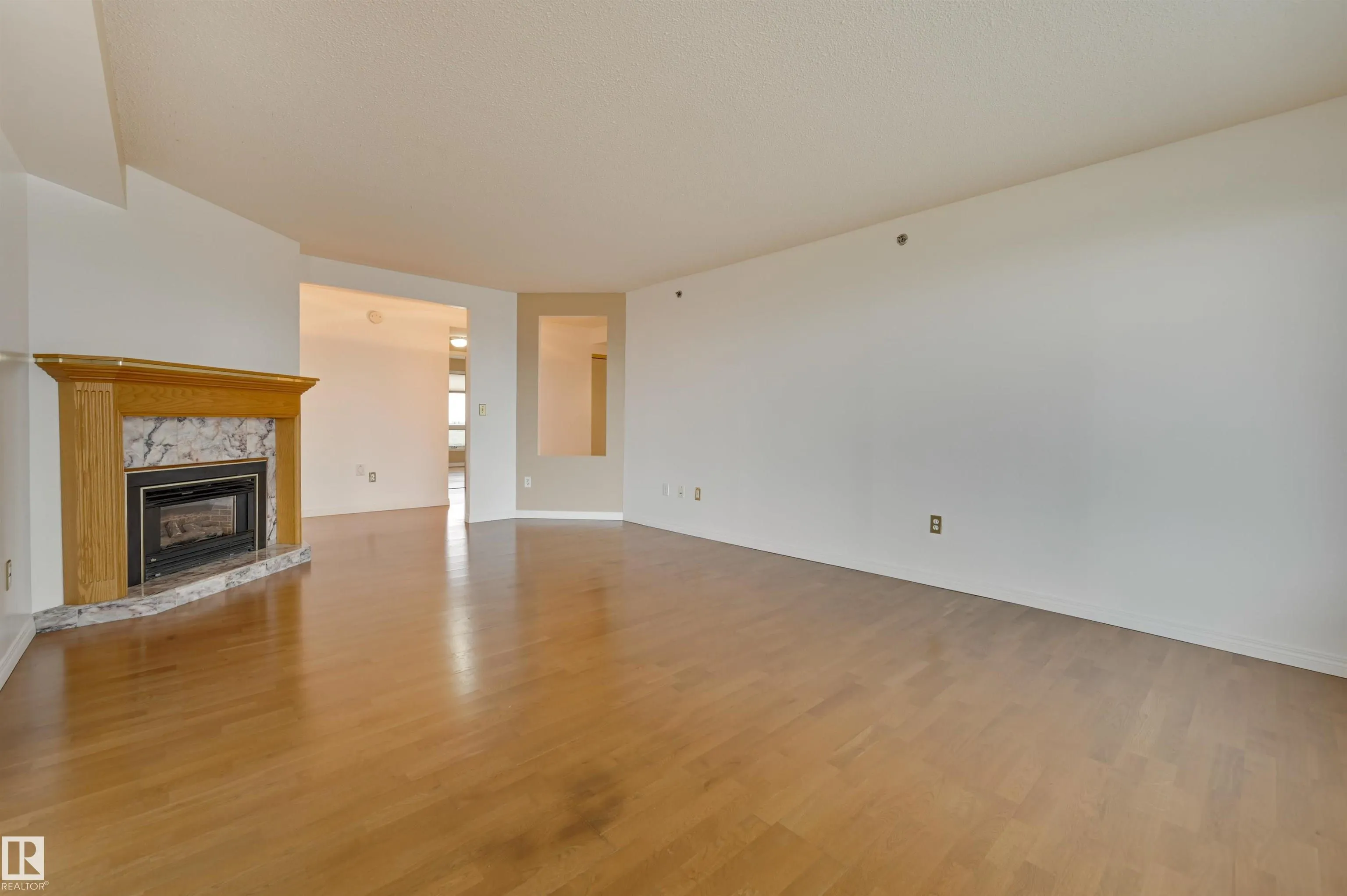 10721 SASKATCHEWAN Drive