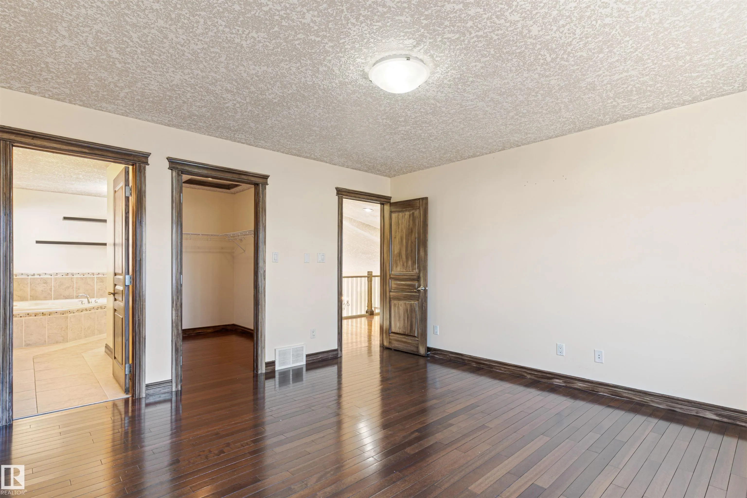 126 ANISE Close