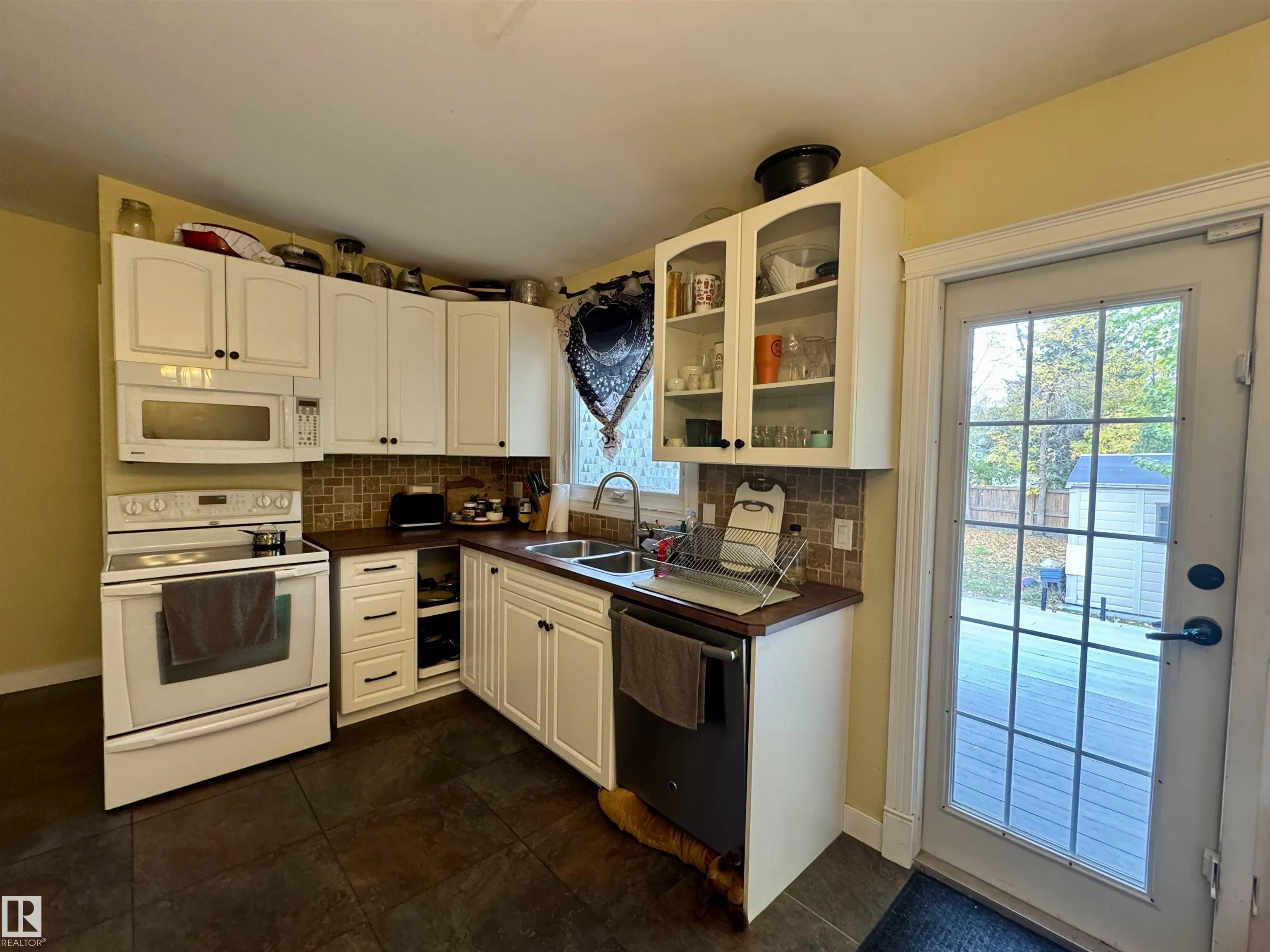 13 ALDERWOOD Crescent
