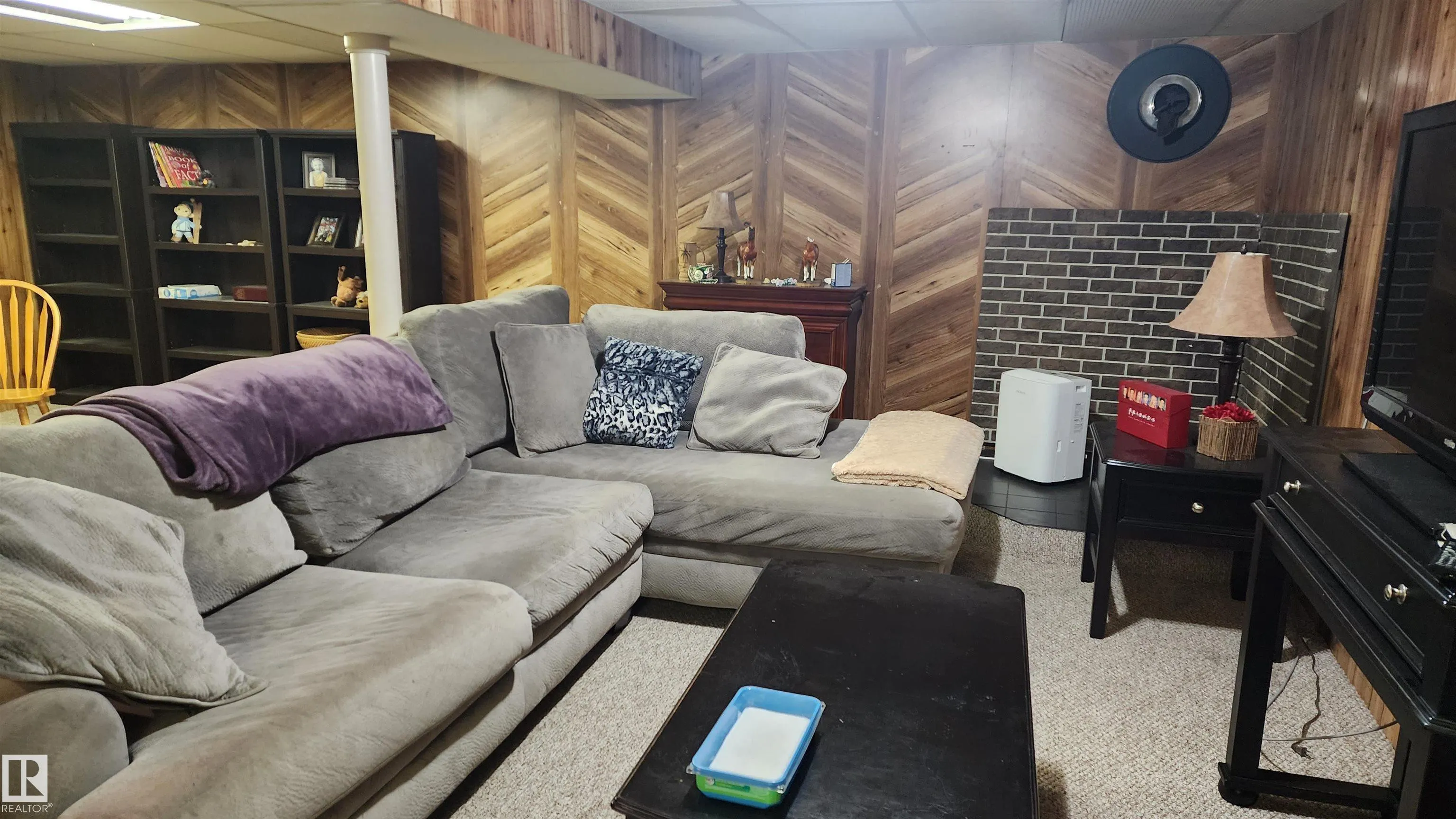 5406 Circle Drive