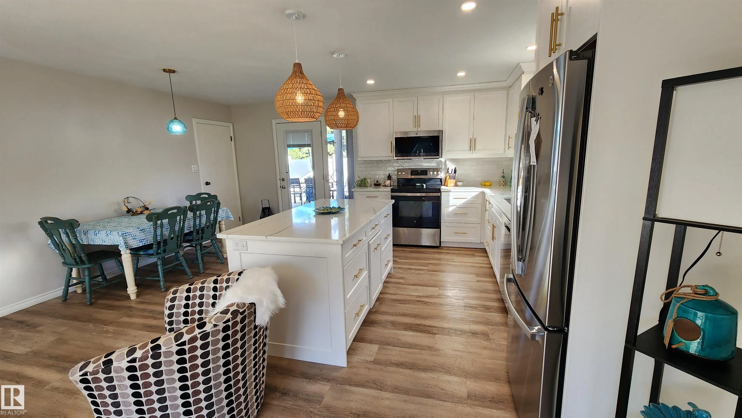 5406 Circle Drive