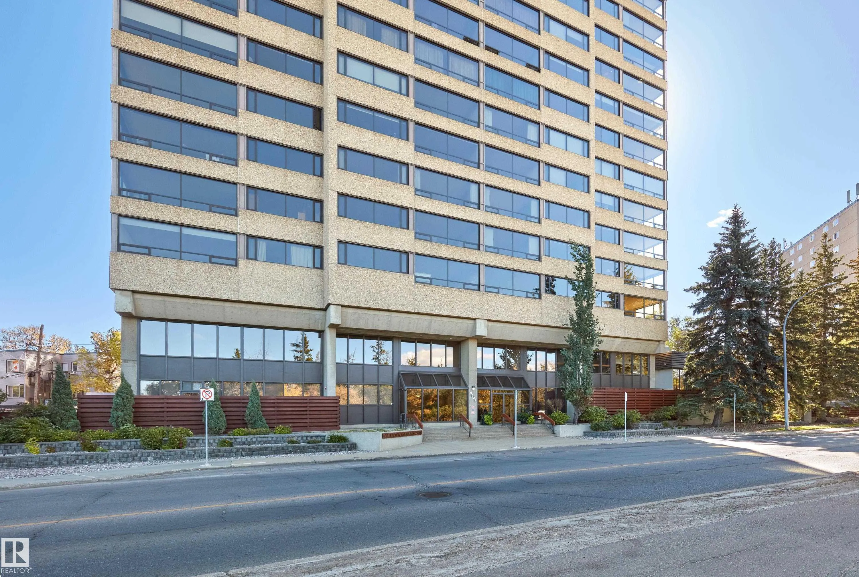 9929 SASKATCHEWAN Drive
