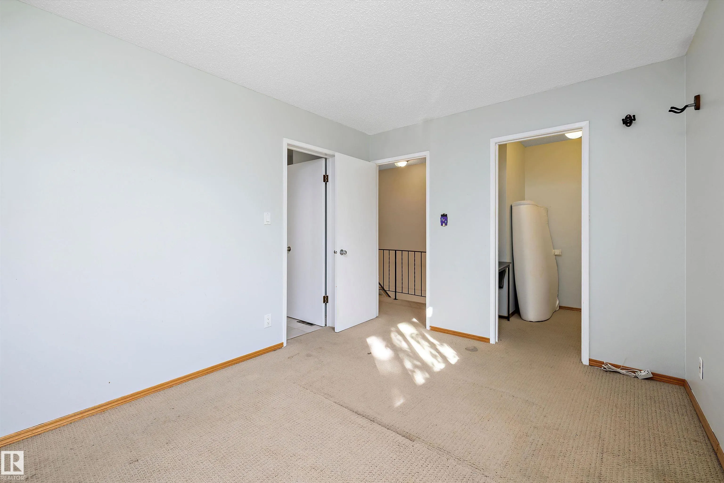 87 BROOKWOOD Drive