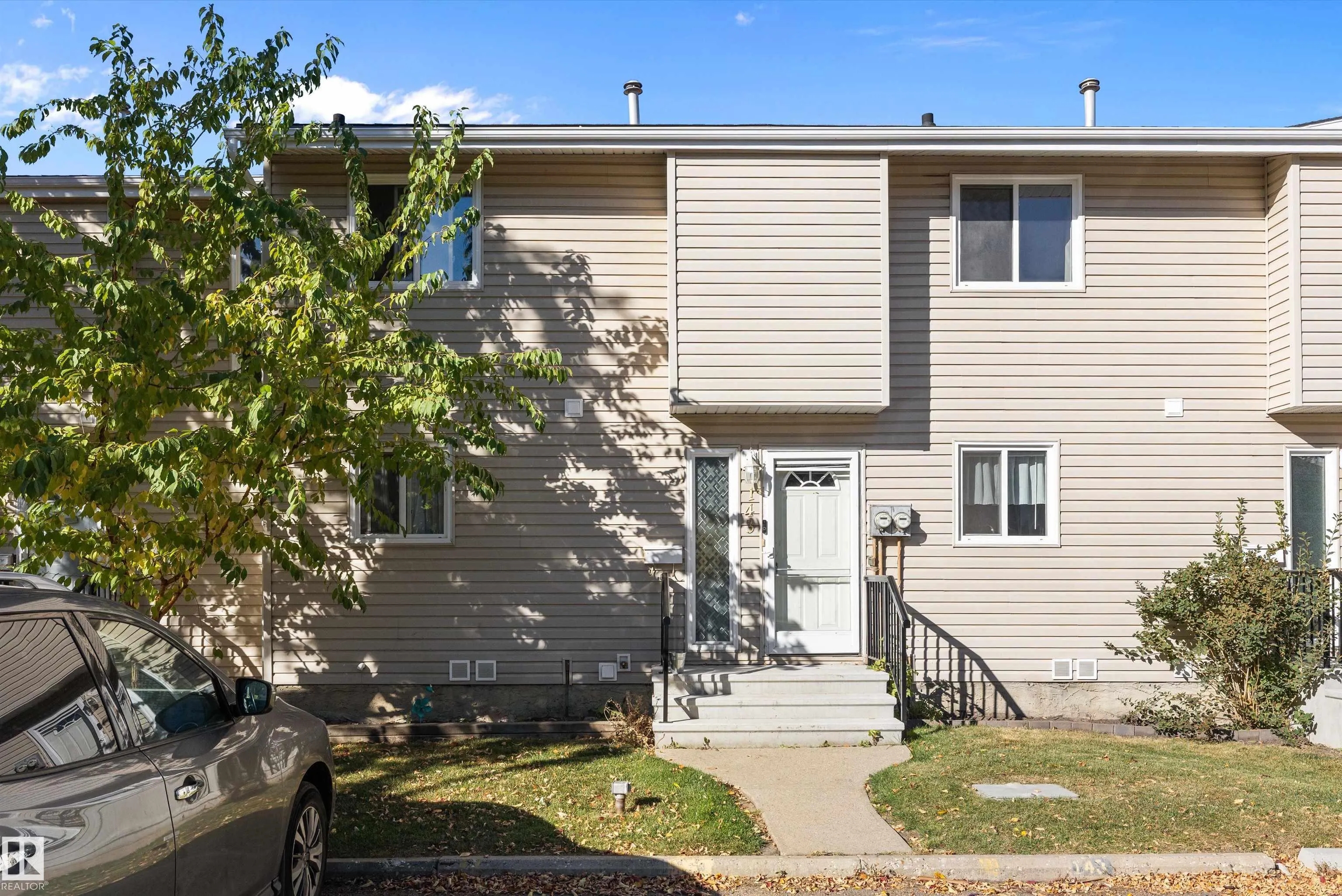 87 BROOKWOOD Drive