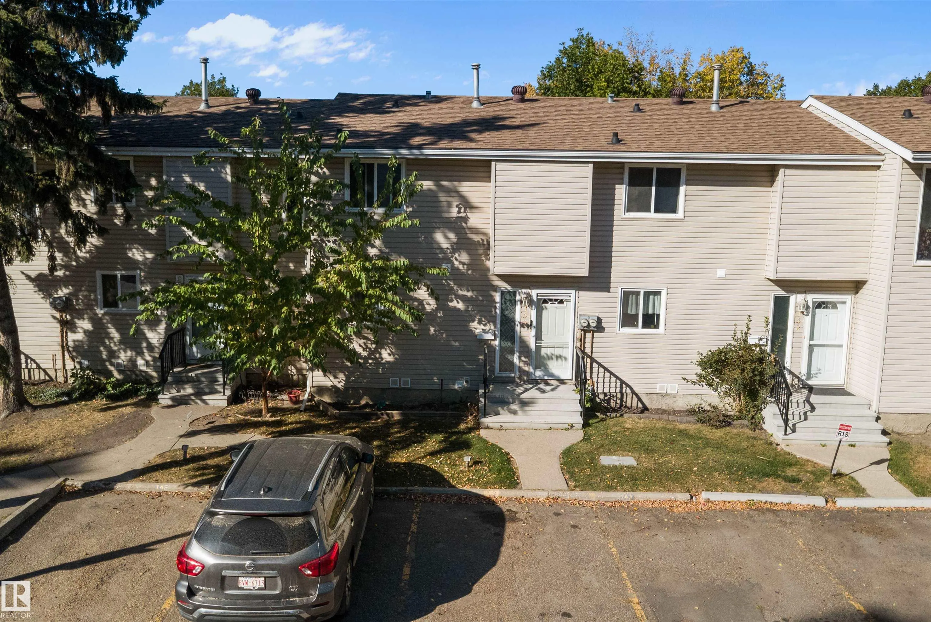 87 BROOKWOOD Drive