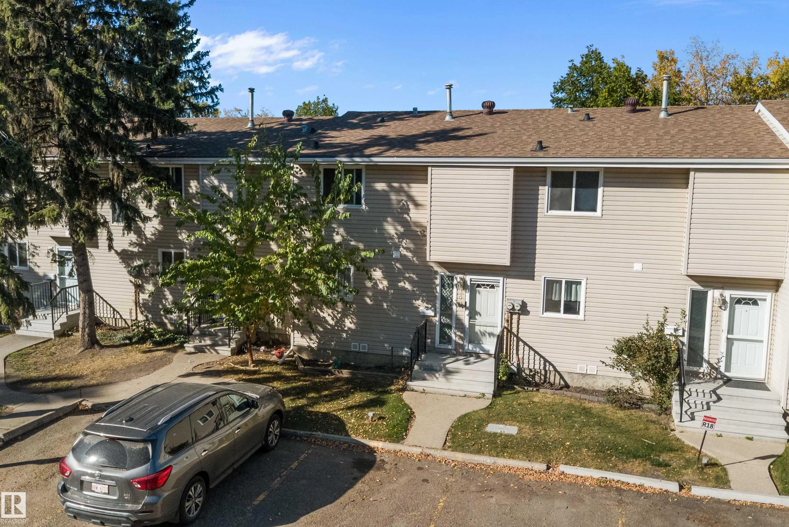 87 BROOKWOOD Drive