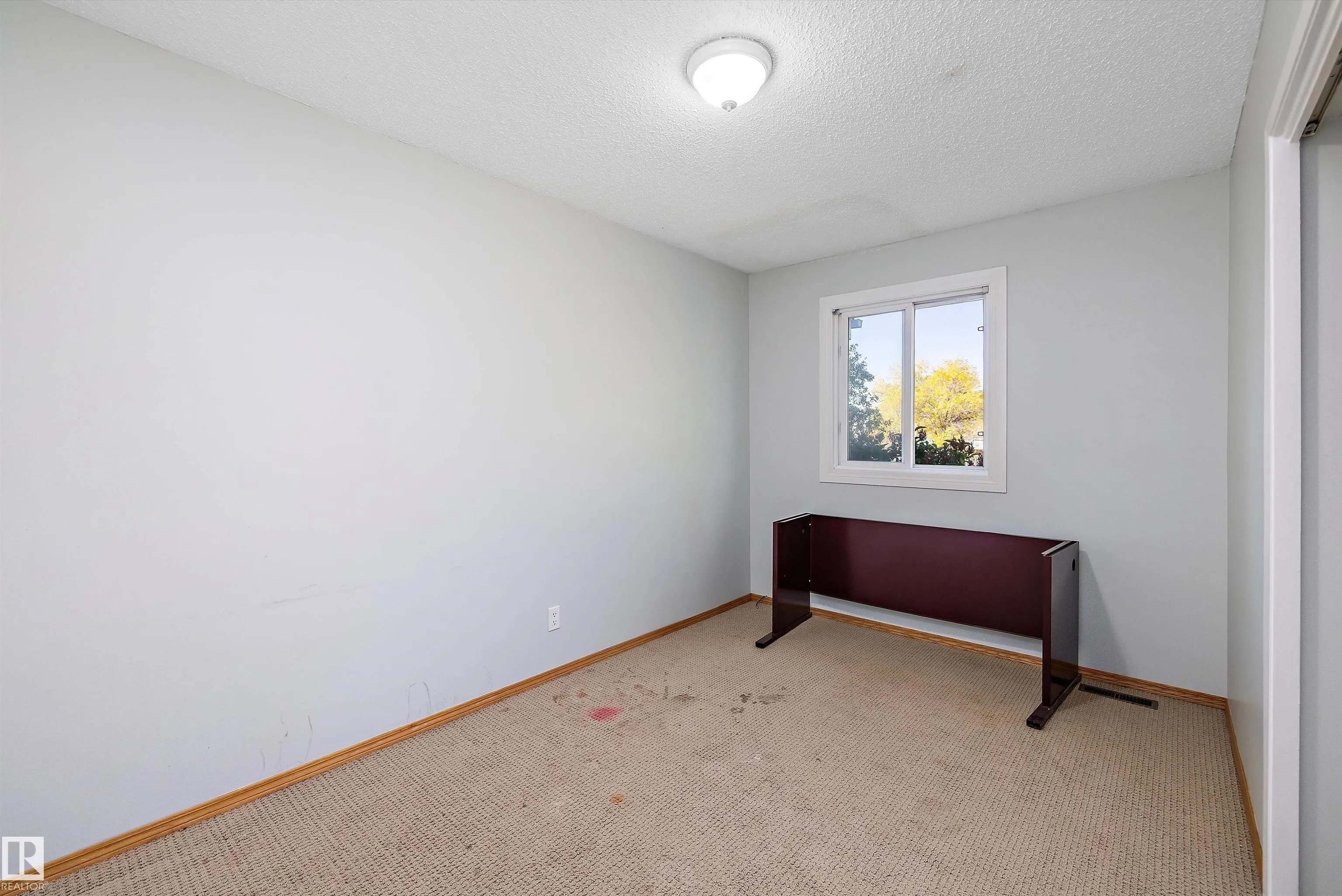 87 BROOKWOOD Drive