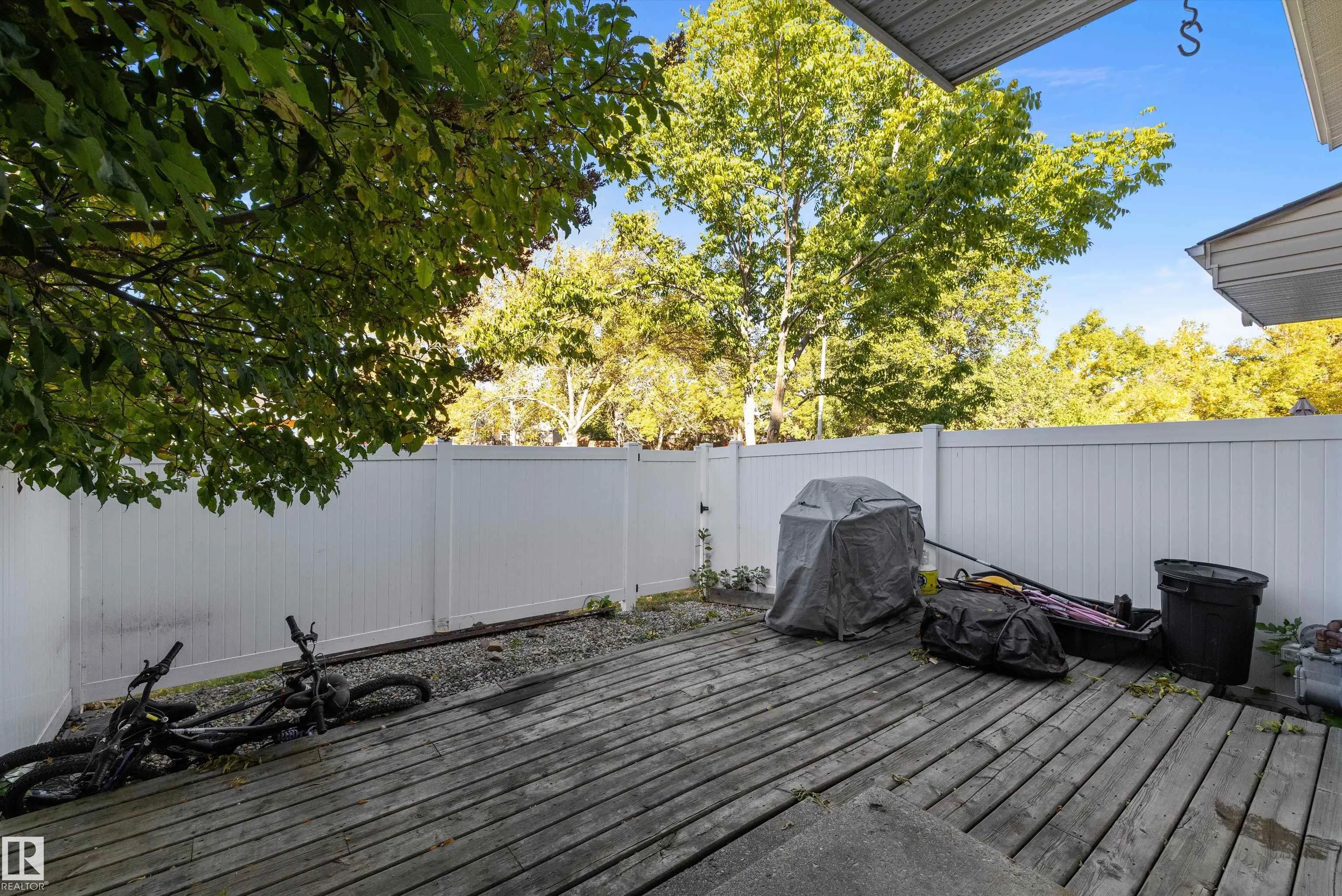 87 BROOKWOOD Drive