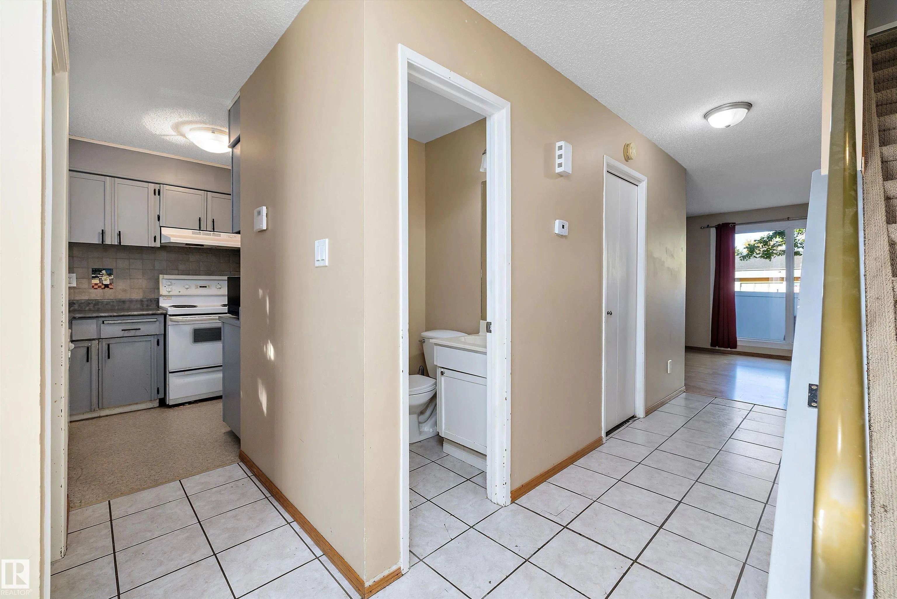 87 BROOKWOOD Drive