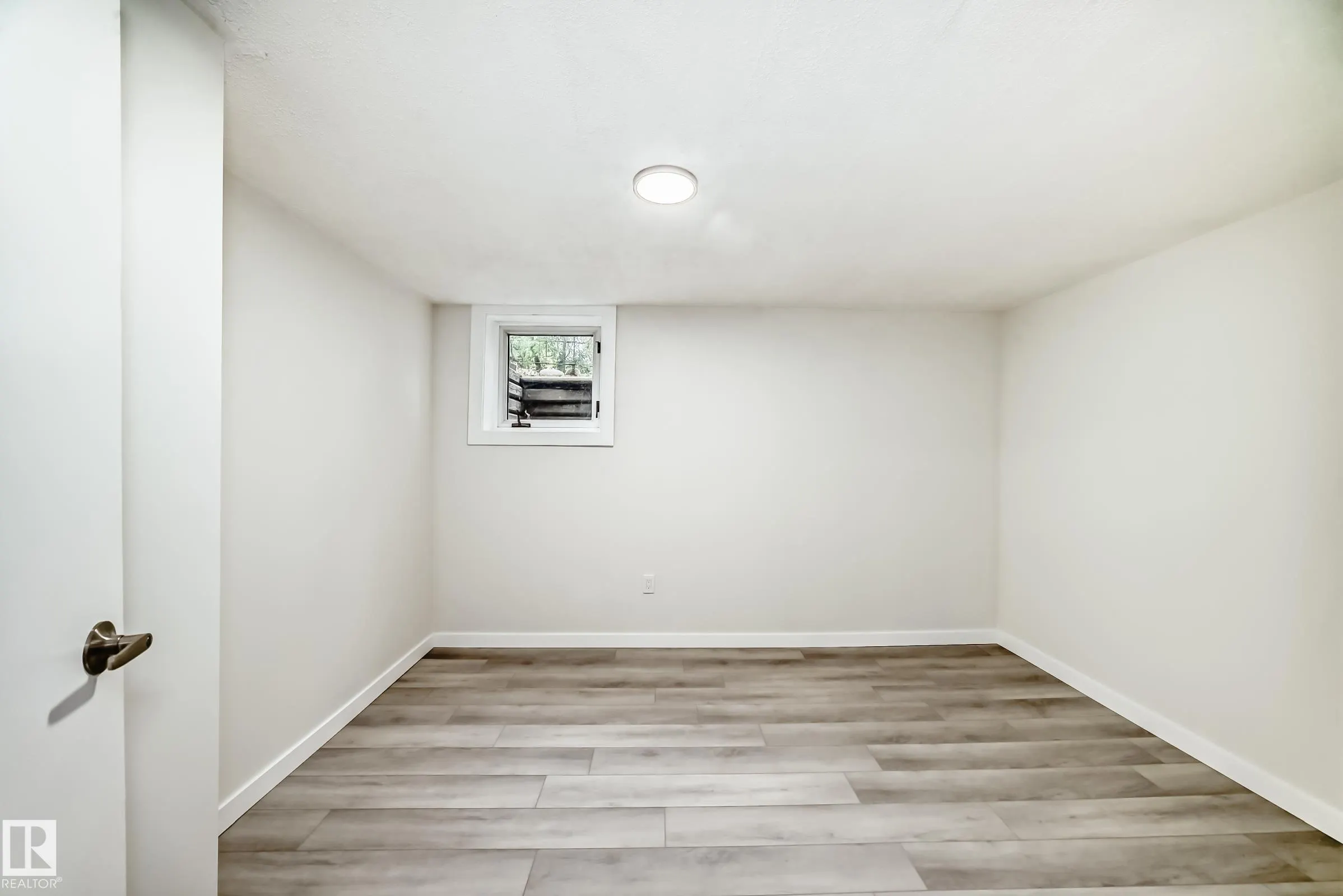 139 WILLOW Street