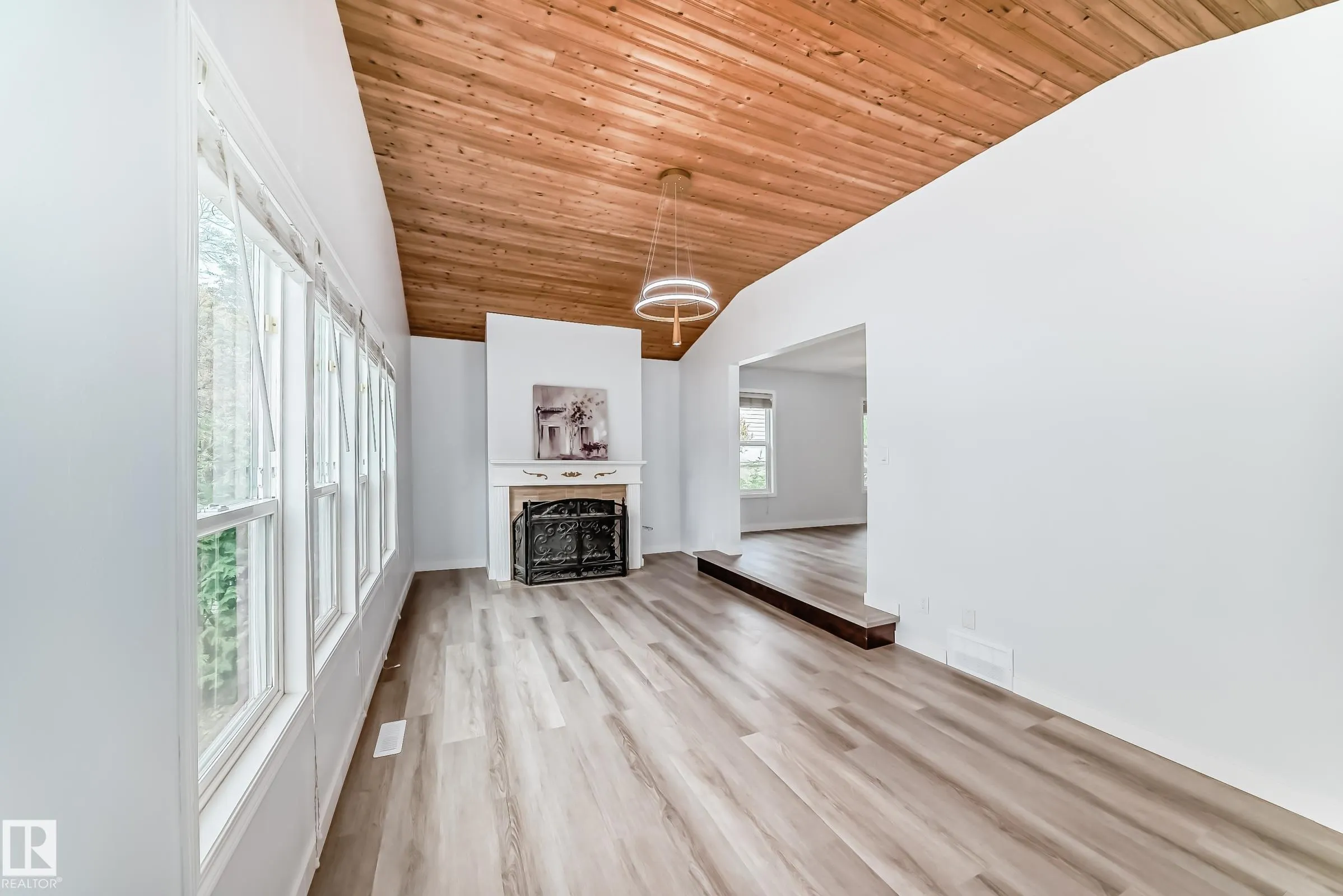139 WILLOW Street