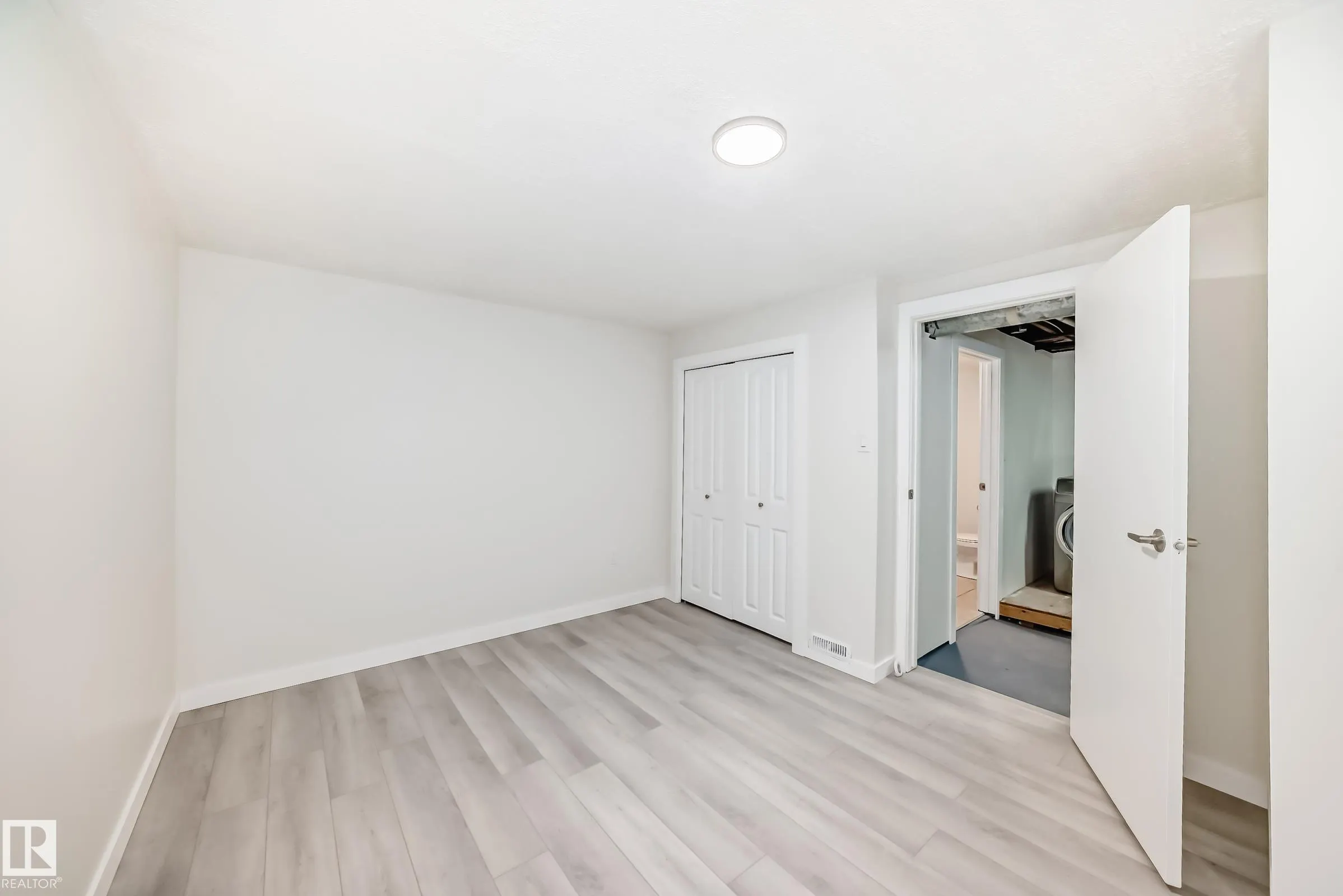 139 WILLOW Street