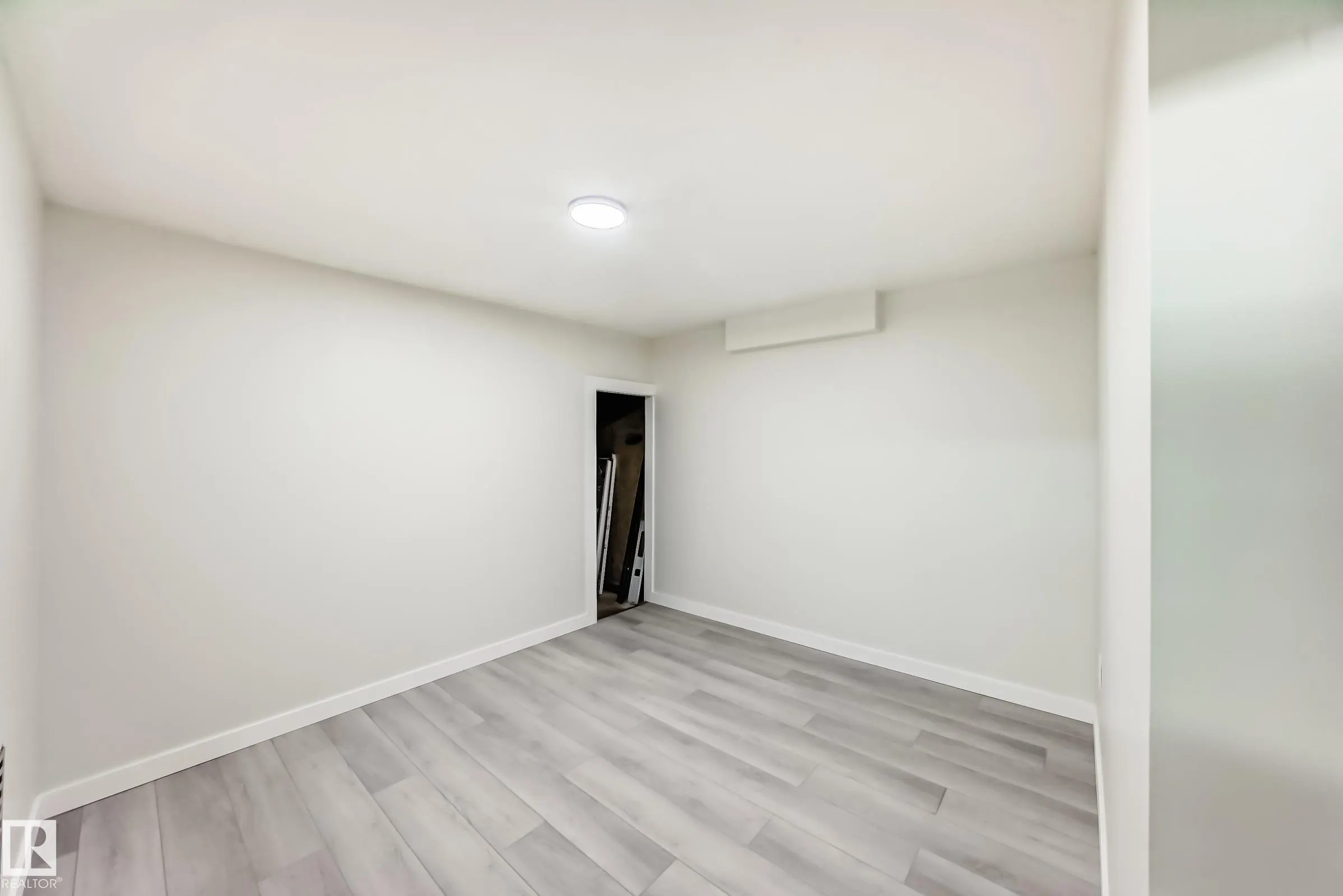 139 WILLOW Street