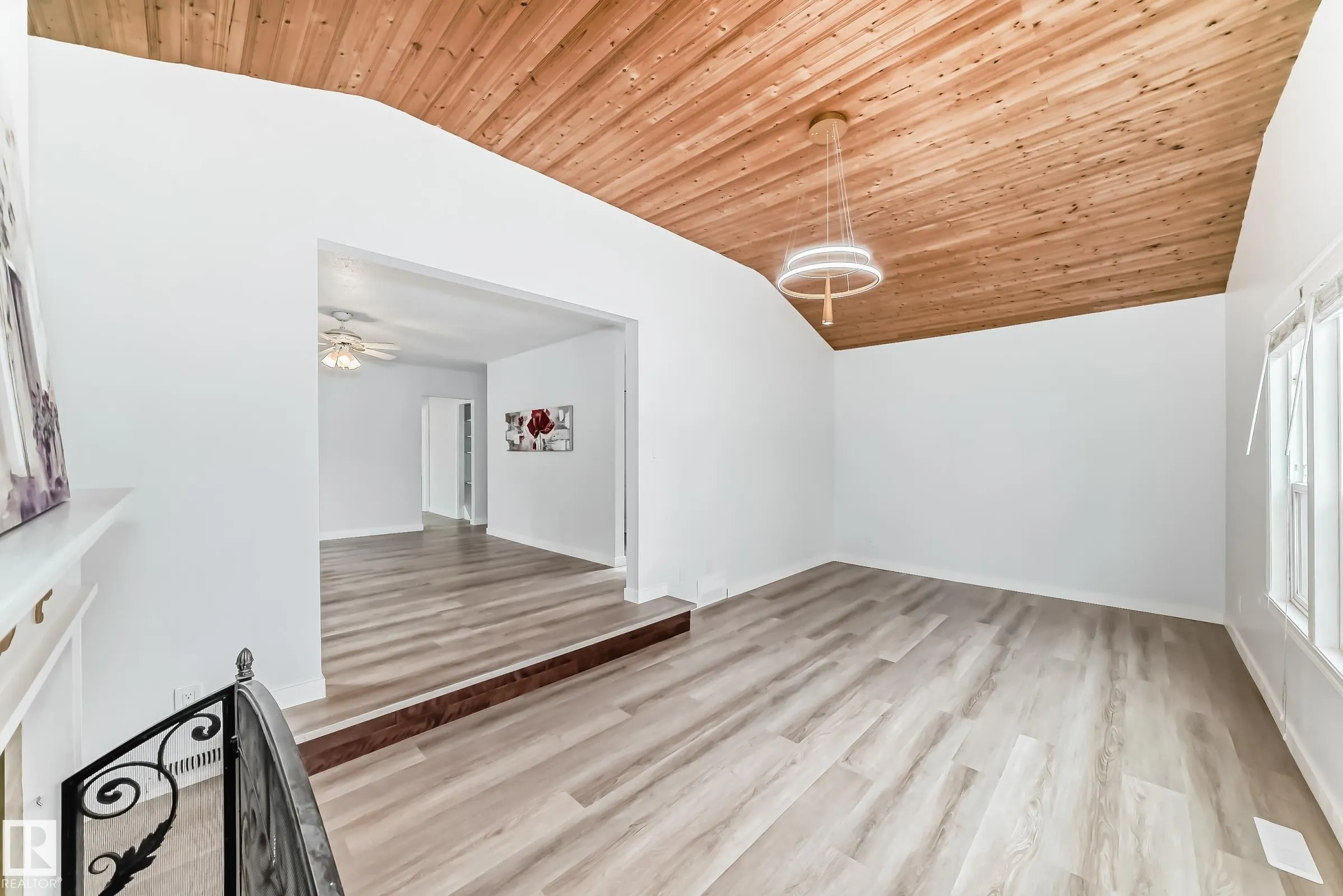 139 WILLOW Street