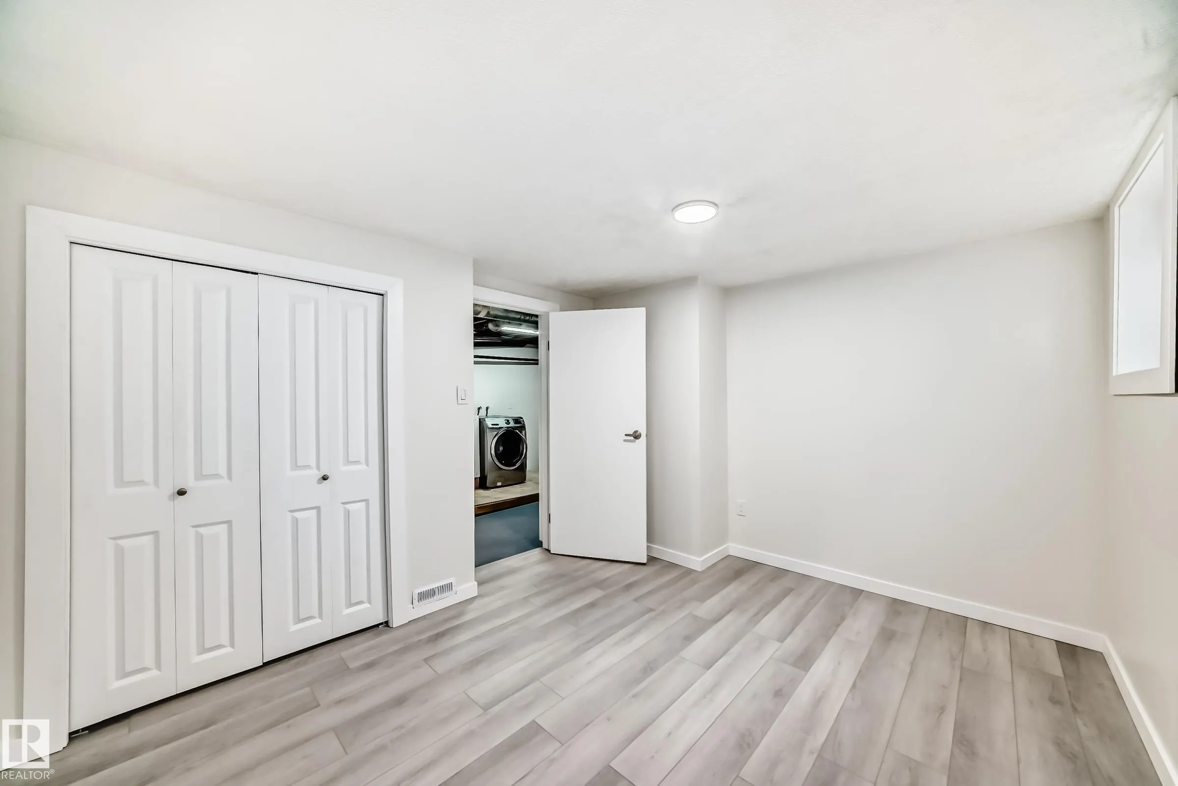 139 WILLOW Street