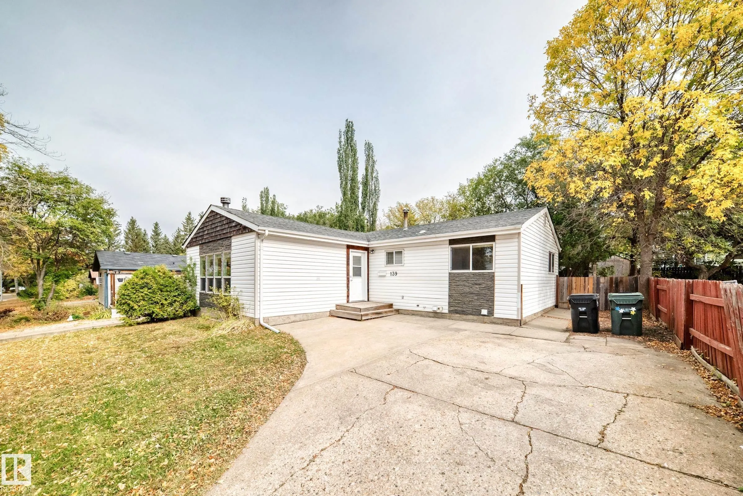 139 WILLOW Street