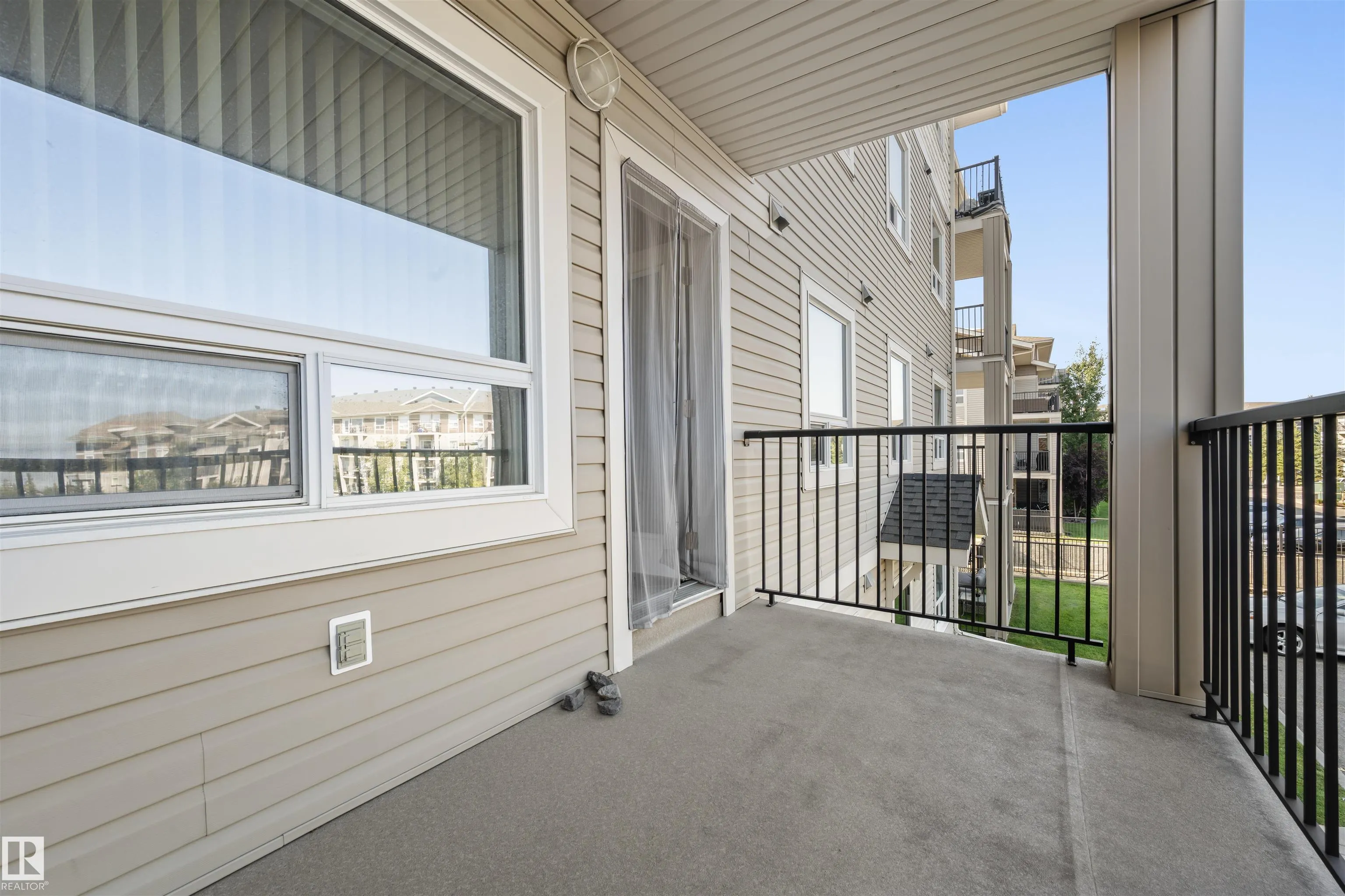 7343 SOUTH TERWILLEGAR Drive