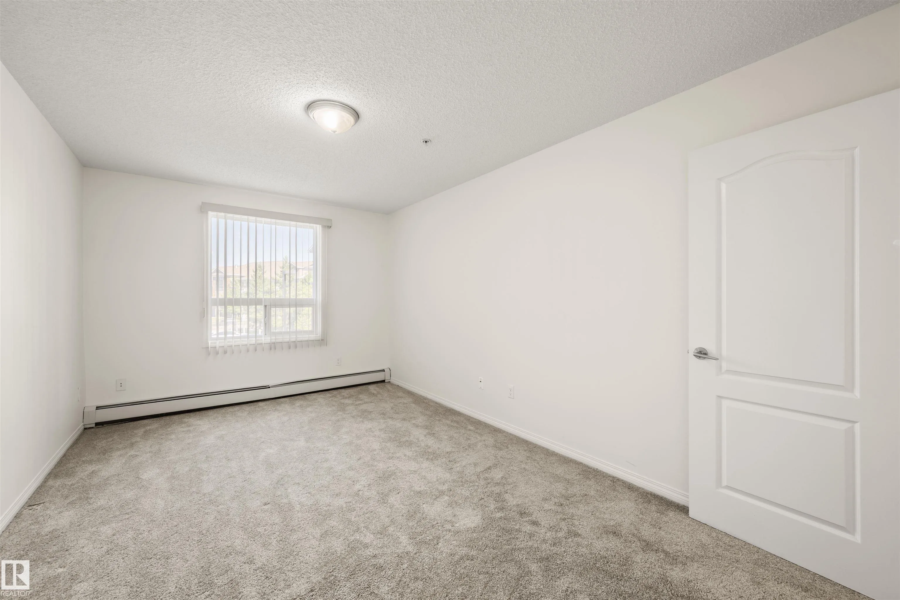 7343 SOUTH TERWILLEGAR Drive