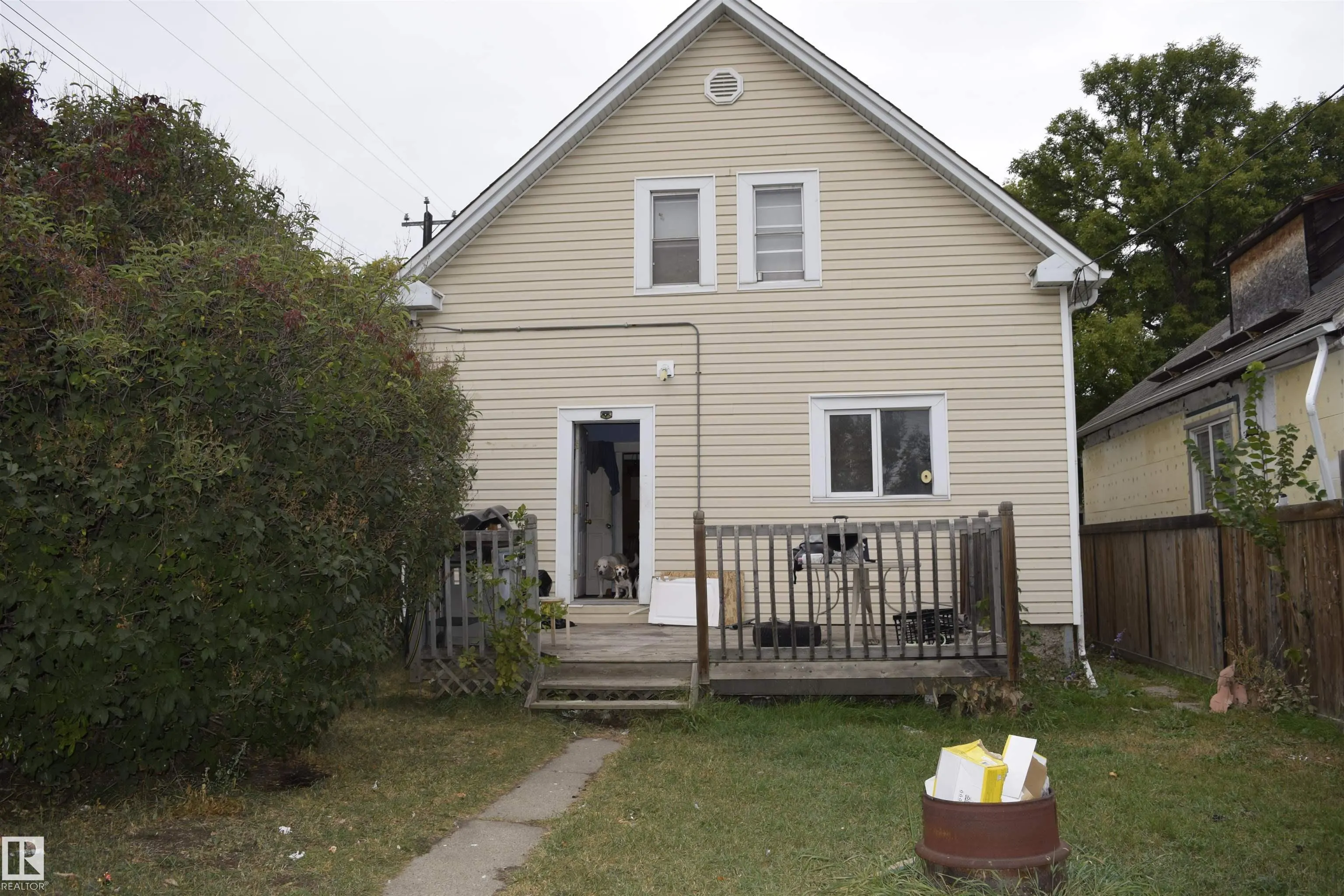 9551 106A Avenue