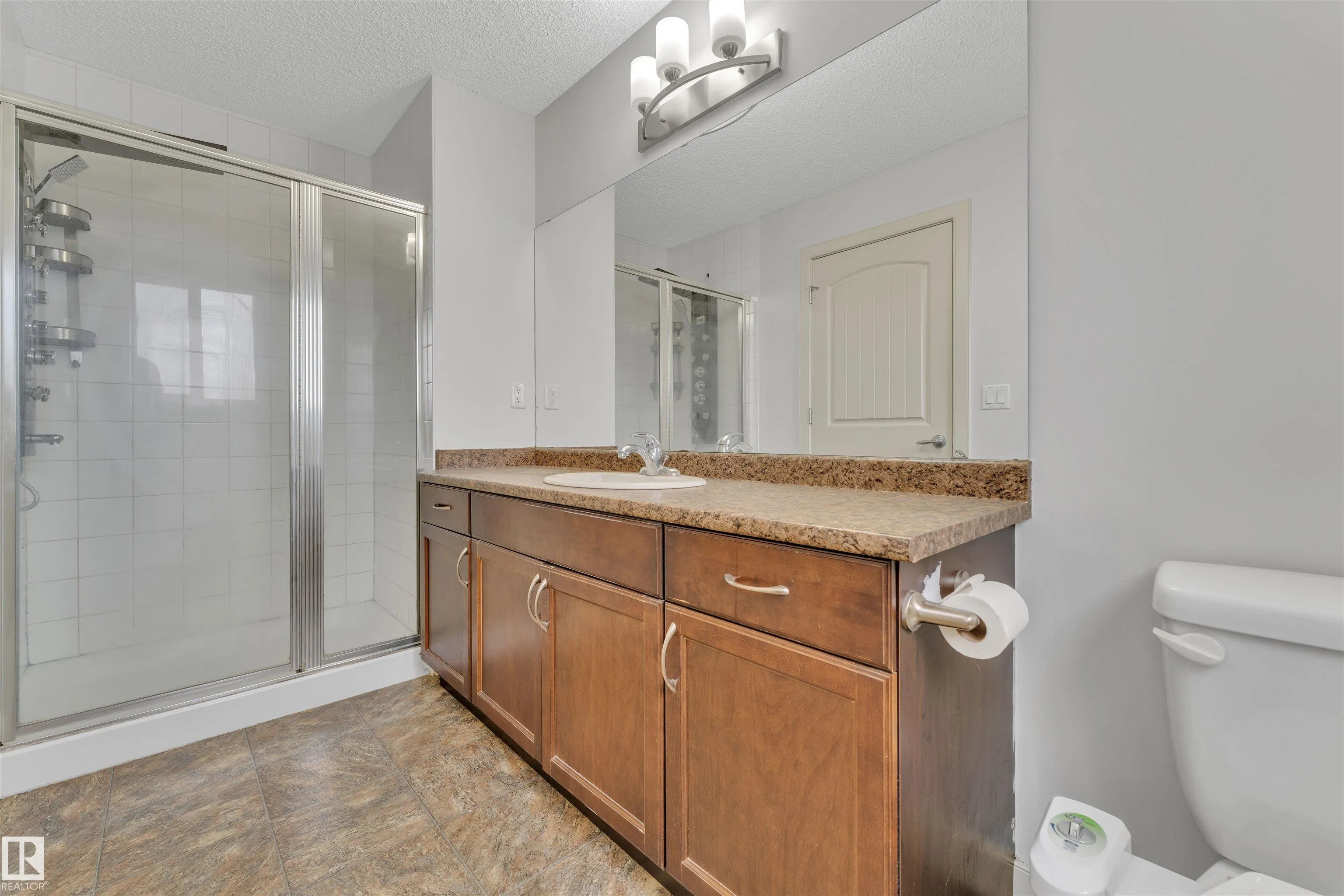 414 WATT Boulevard